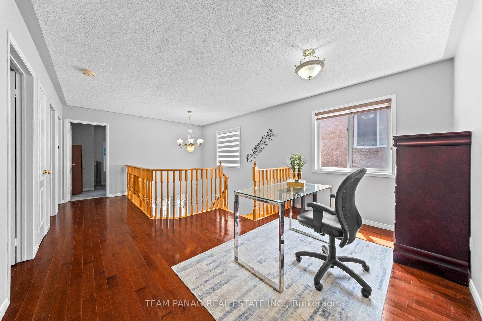 Photo 24 of 48 Sweet Clover Crescent, Brampton, Sandringham-Wellington — HOMEH