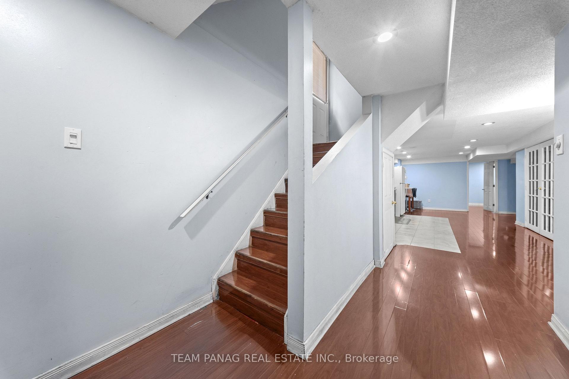 Photo 38 of 48 Sweet Clover Crescent, Brampton, Sandringham-Wellington — HOMEH