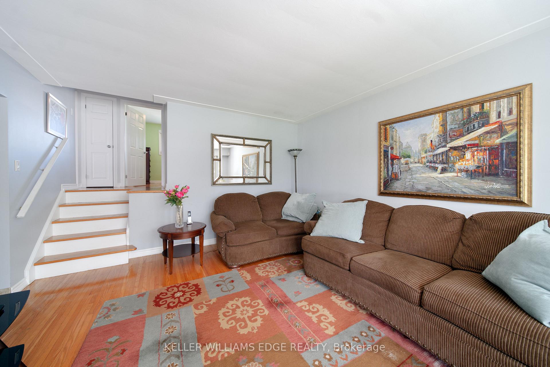 Photo 9 of 225 Nugent Drive, Hamilton, Kentley — HOMEH