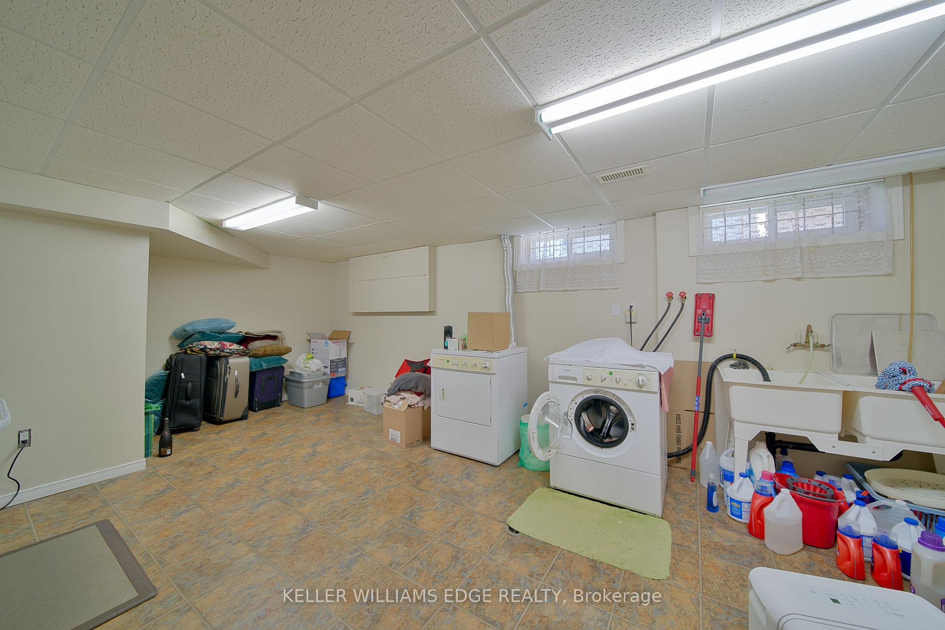 Photo 29 of 225 Nugent Drive, Hamilton, Kentley — HOMEH