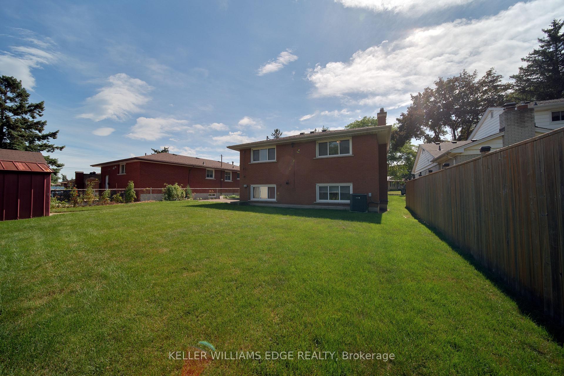 Photo 34 of 225 Nugent Drive, Hamilton, Kentley — HOMEH