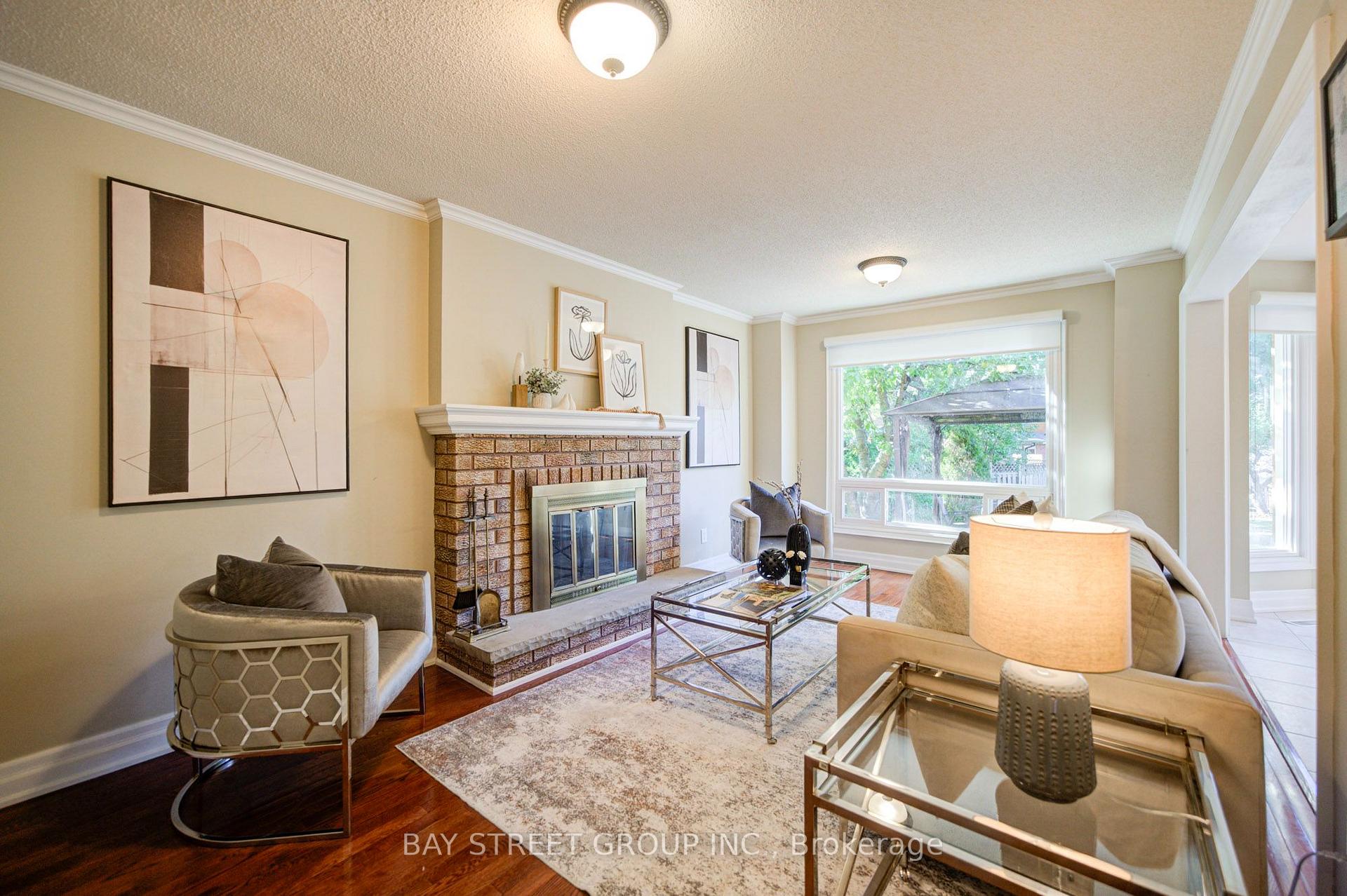 Photo 14 of 1348 Windrush Drive, Oakville, Glen Abbey — HOMEH