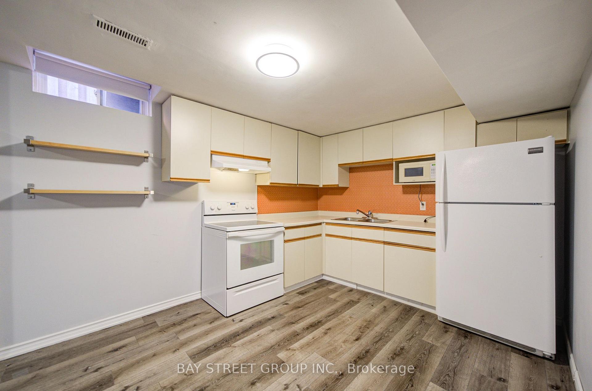 Photo 36 of 1348 Windrush Drive, Oakville, Glen Abbey — HOMEH