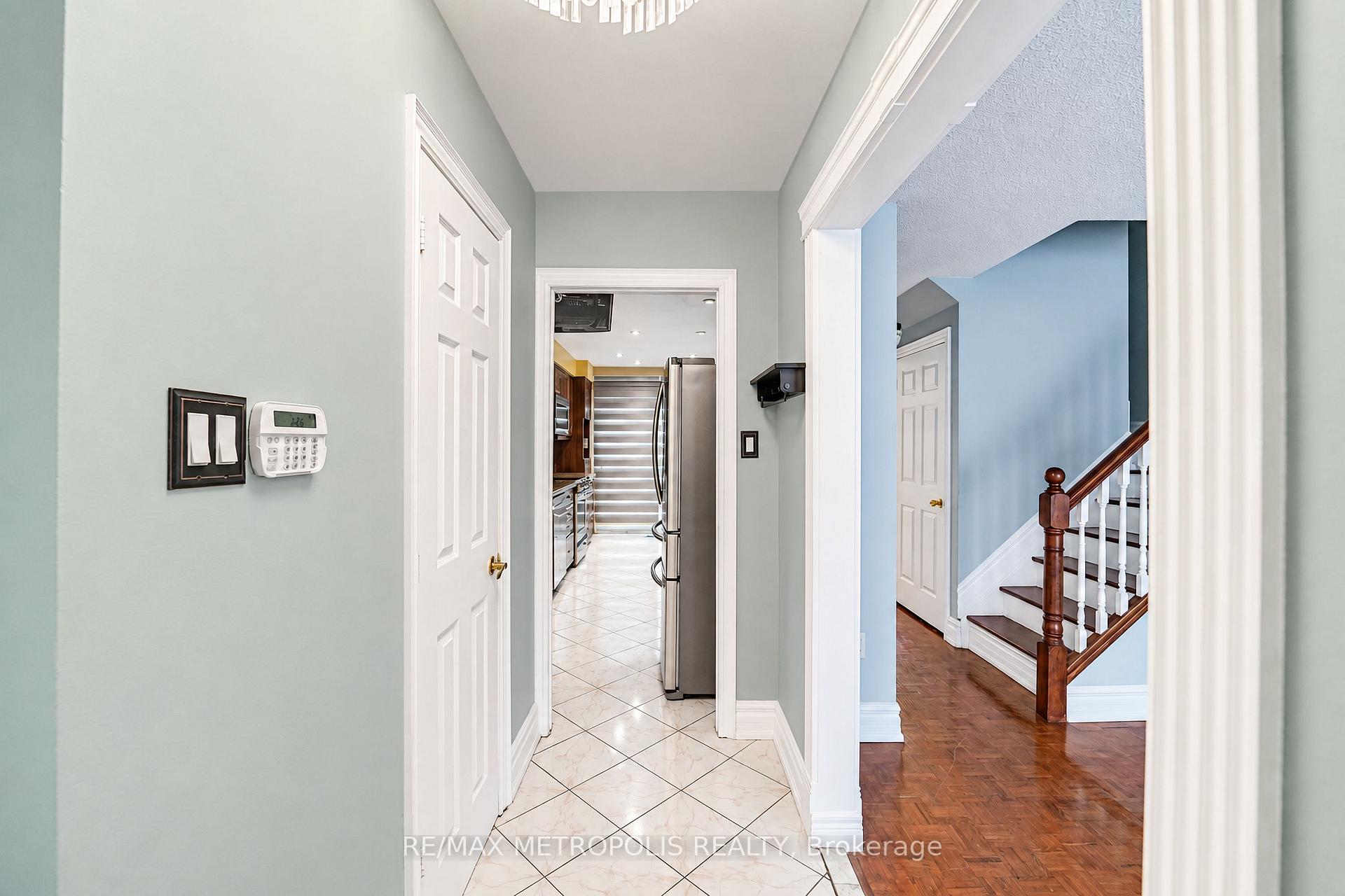 Photo 27 of Unit Main & Upper, 51 Nahanni Terrace, Scarborough, Malvern — HOMEH