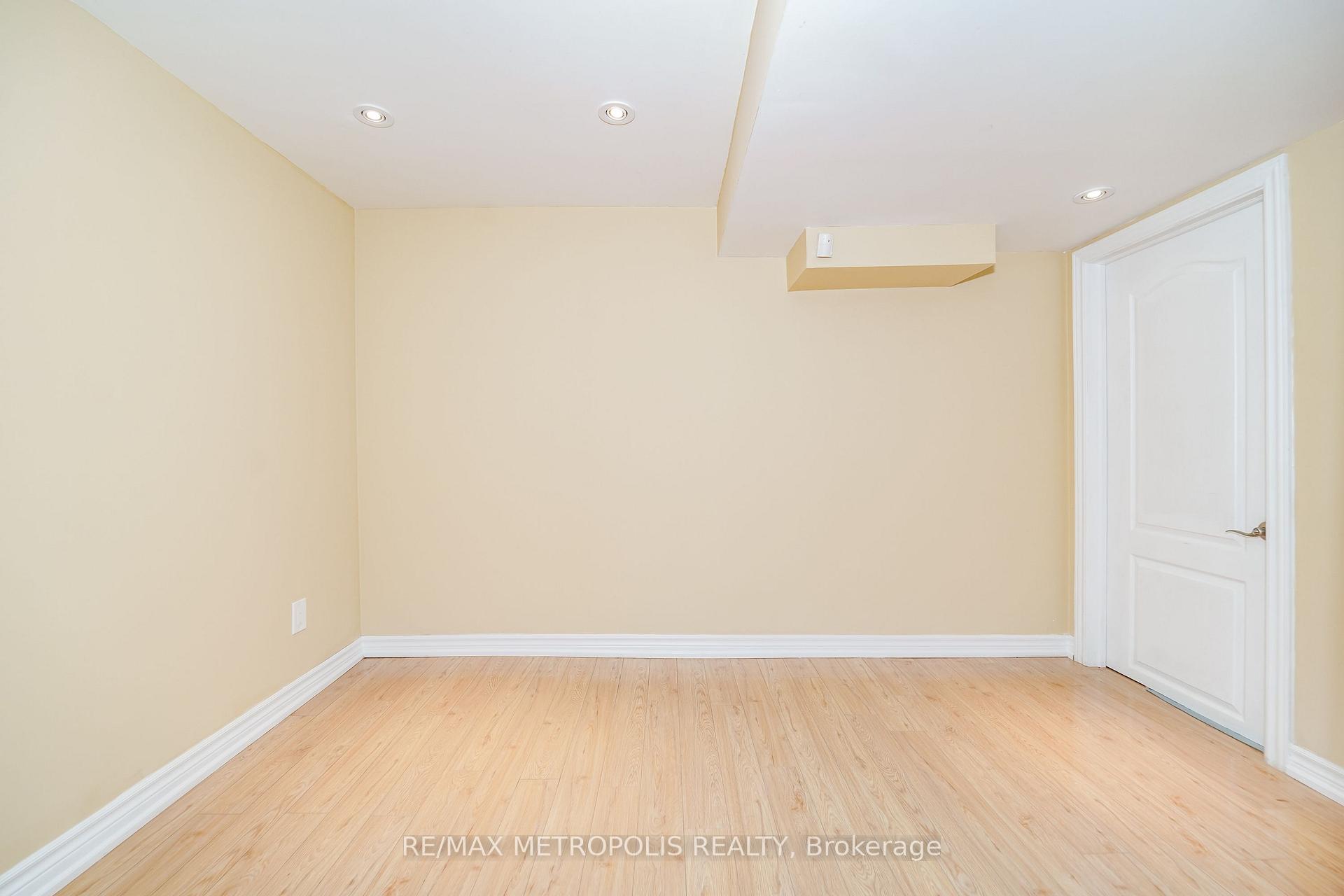 Photo 50 of Unit Main & Upper, 51 Nahanni Terrace, Scarborough, Malvern — HOMEH