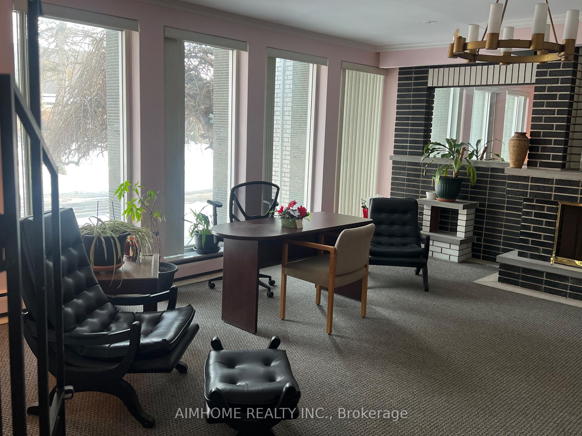Photo 3 of Unit 802, 2095 Prospect Street, Burlington, Brant — HOMEH