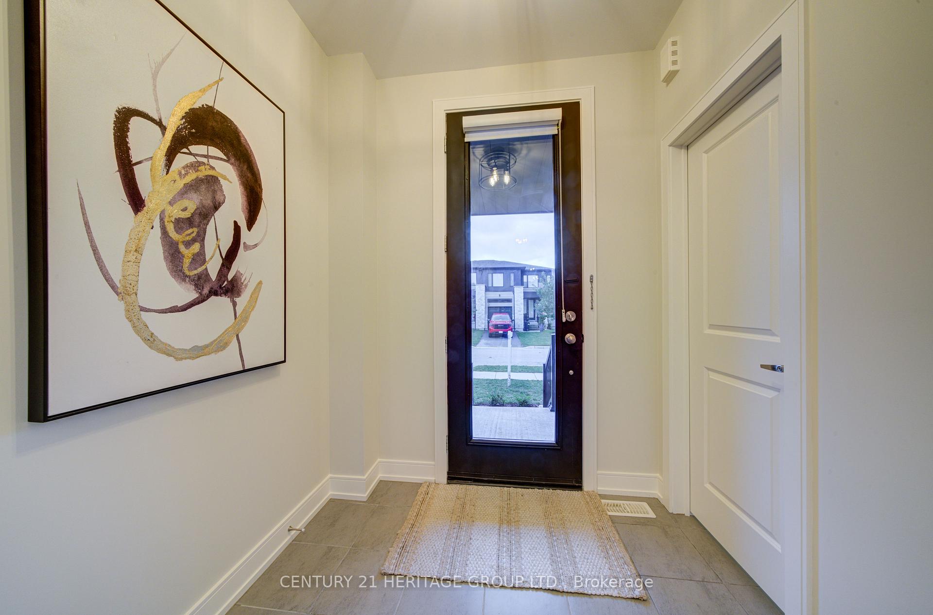 Photo 2 of 40 Eberhardt Drive, Wasaga Beach — HOMEH