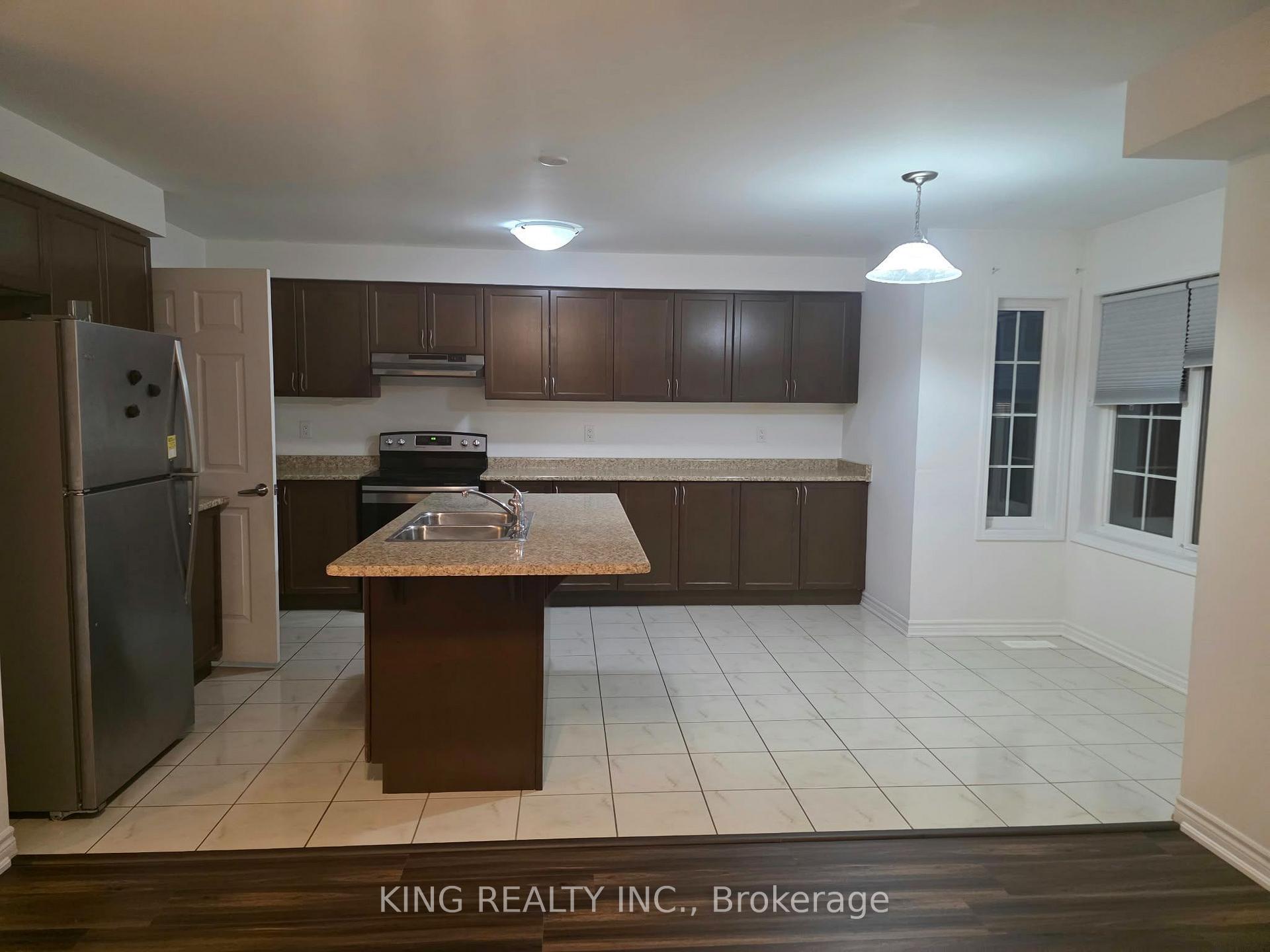 Photo 2 of 25 Quasar Street, Brampton, Northwest Brampton — HOMEH