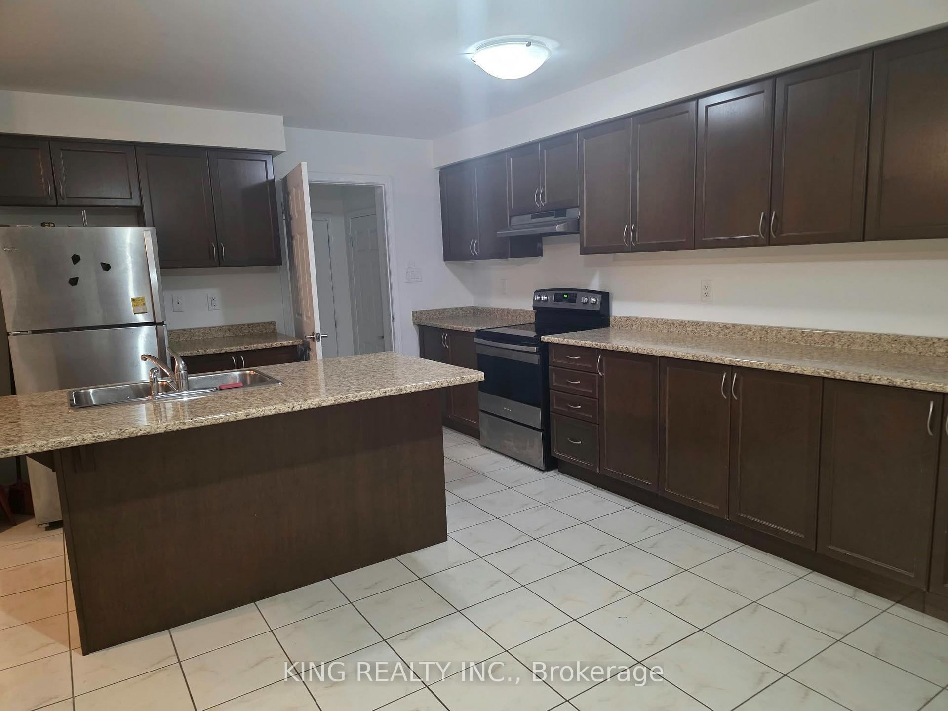 Photo 3 of 25 Quasar Street, Brampton, Northwest Brampton — HOMEH