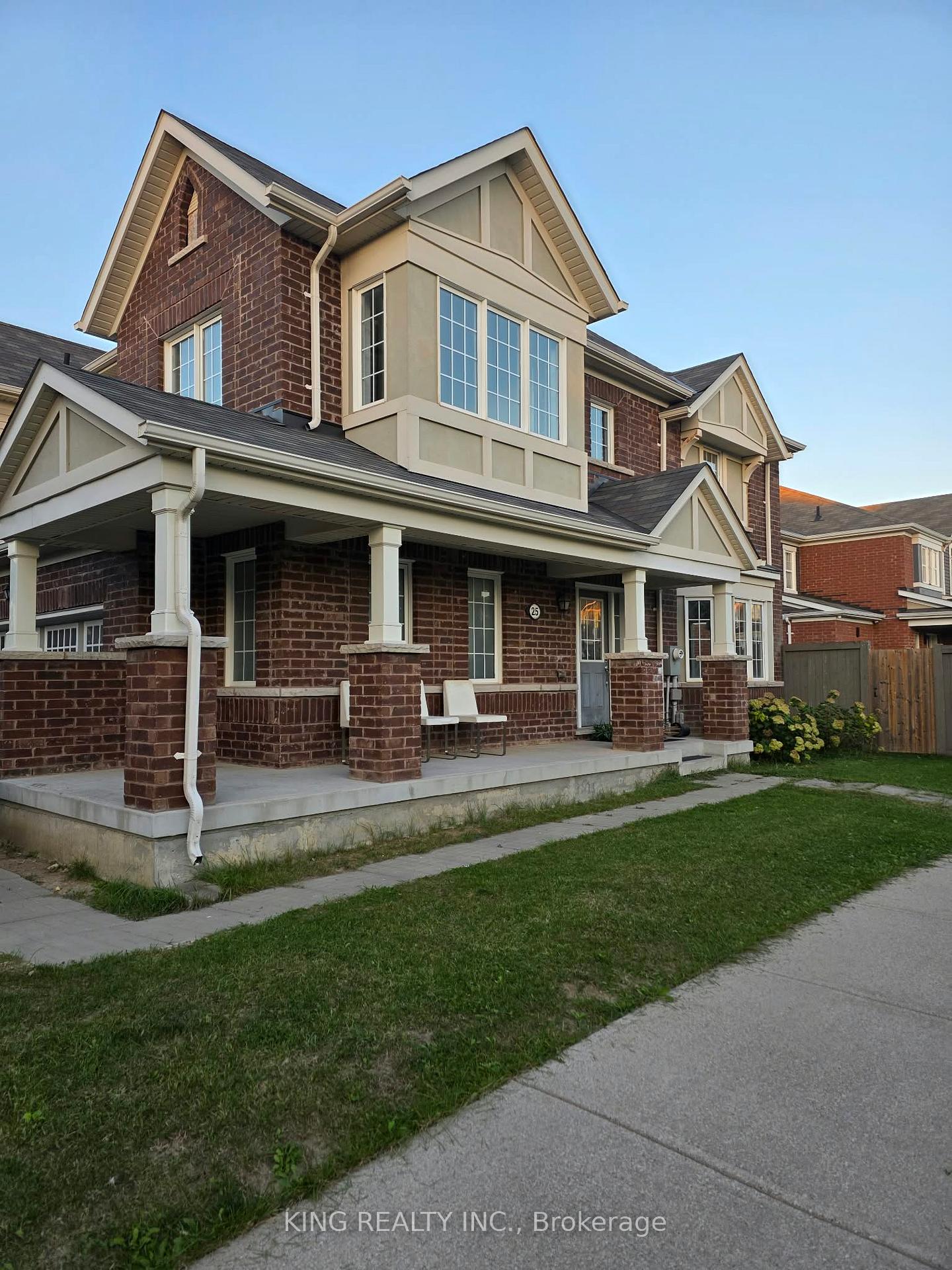 Photo 16 of 25 Quasar Street, Brampton, Northwest Brampton — HOMEH