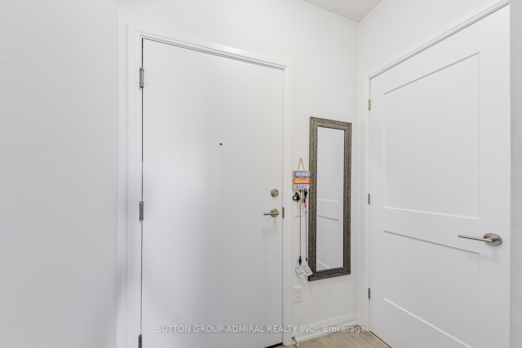 Photo 2 of Unit 2812, 7895 Jane Street, Vaughan, Concord — HOMEH