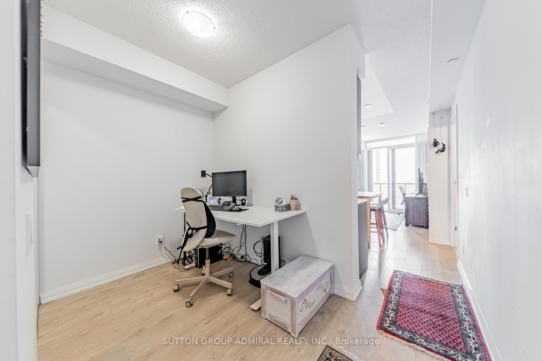 Photo 6 of Unit 2812, 7895 Jane Street, Vaughan, Concord — HOMEH