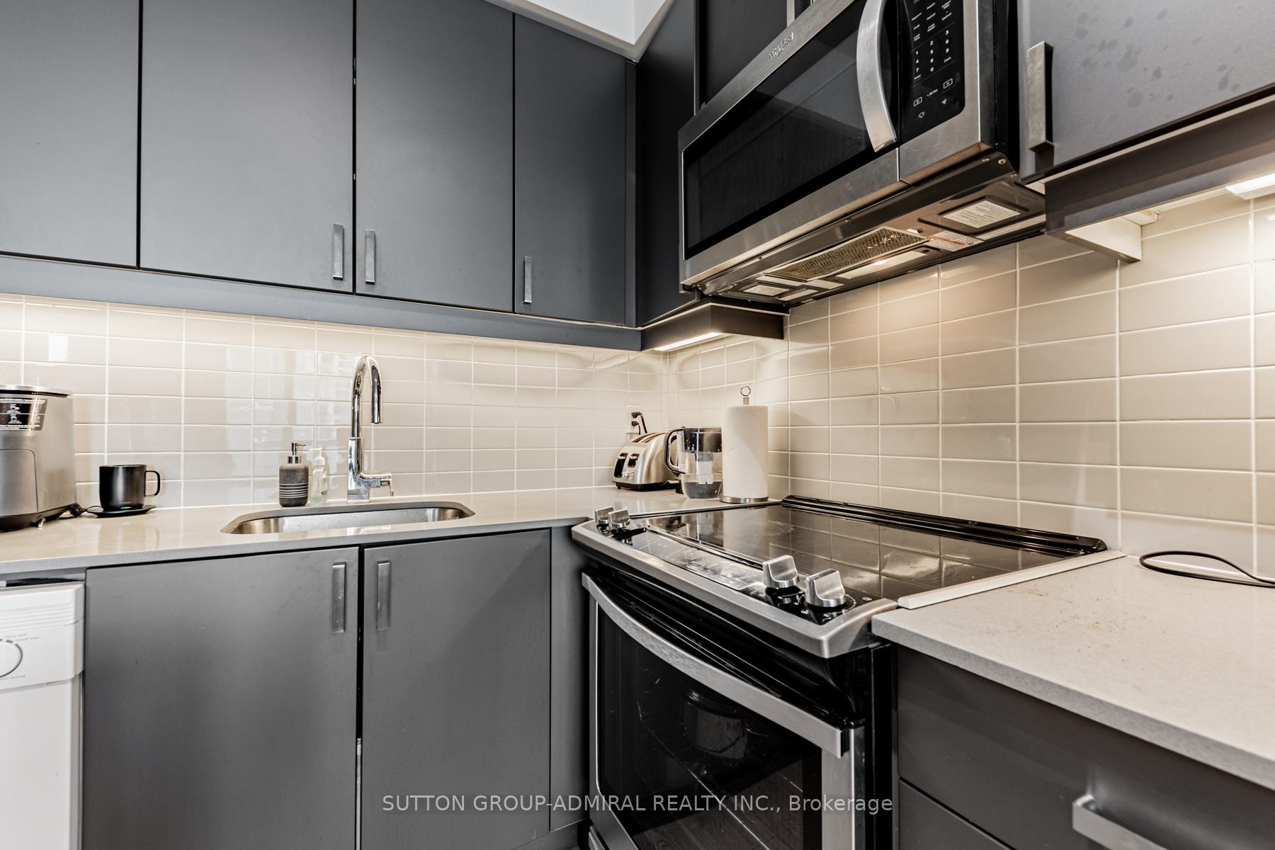 Photo 12 of Unit 2812, 7895 Jane Street, Vaughan, Concord — HOMEH