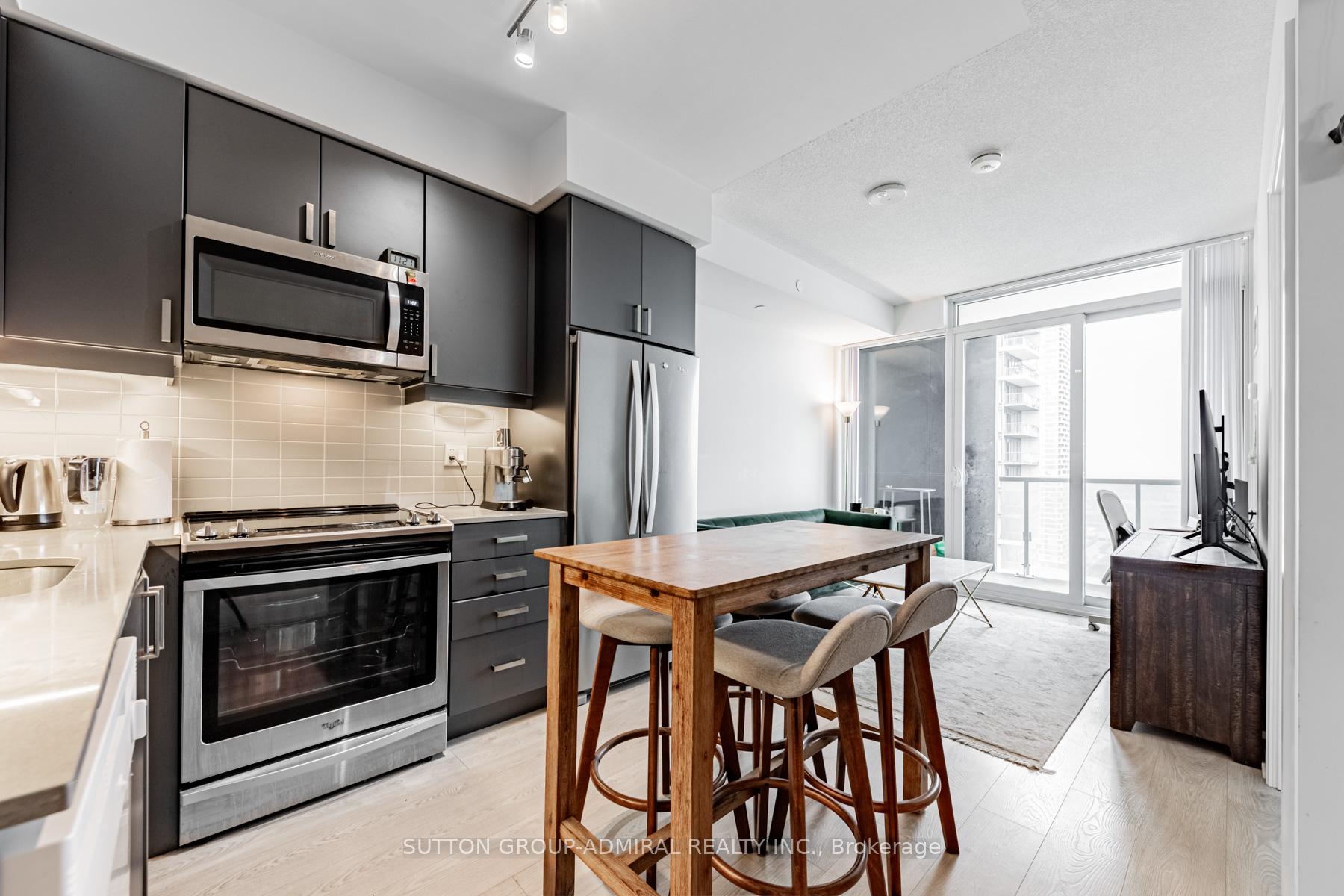 Photo 15 of Unit 2812, 7895 Jane Street, Vaughan, Concord — HOMEH