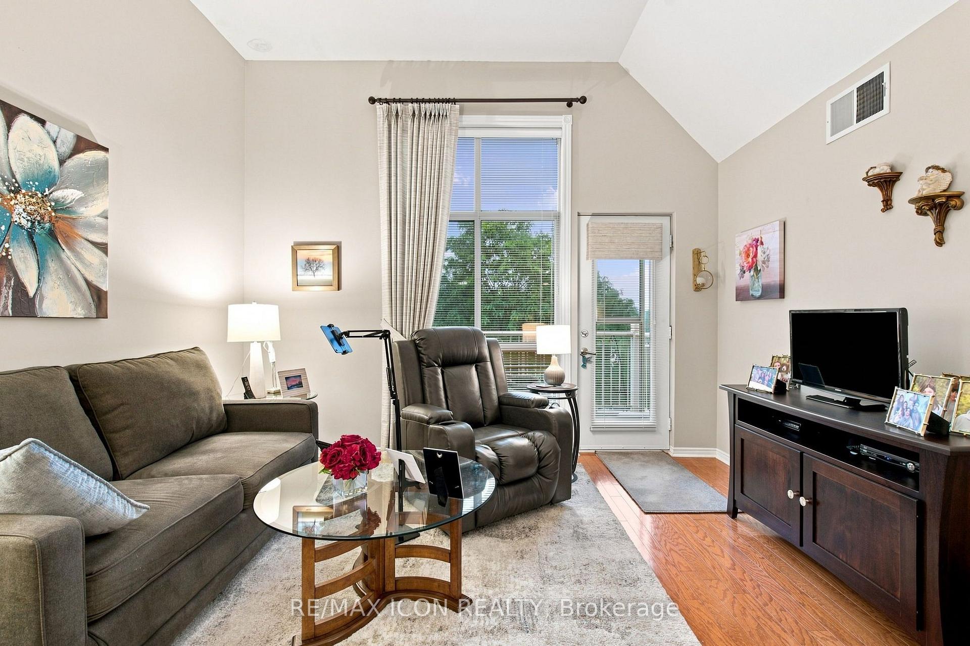 Photo 10 of Unit 327, 511 Gainsborough Road, London, North F — HOMEH