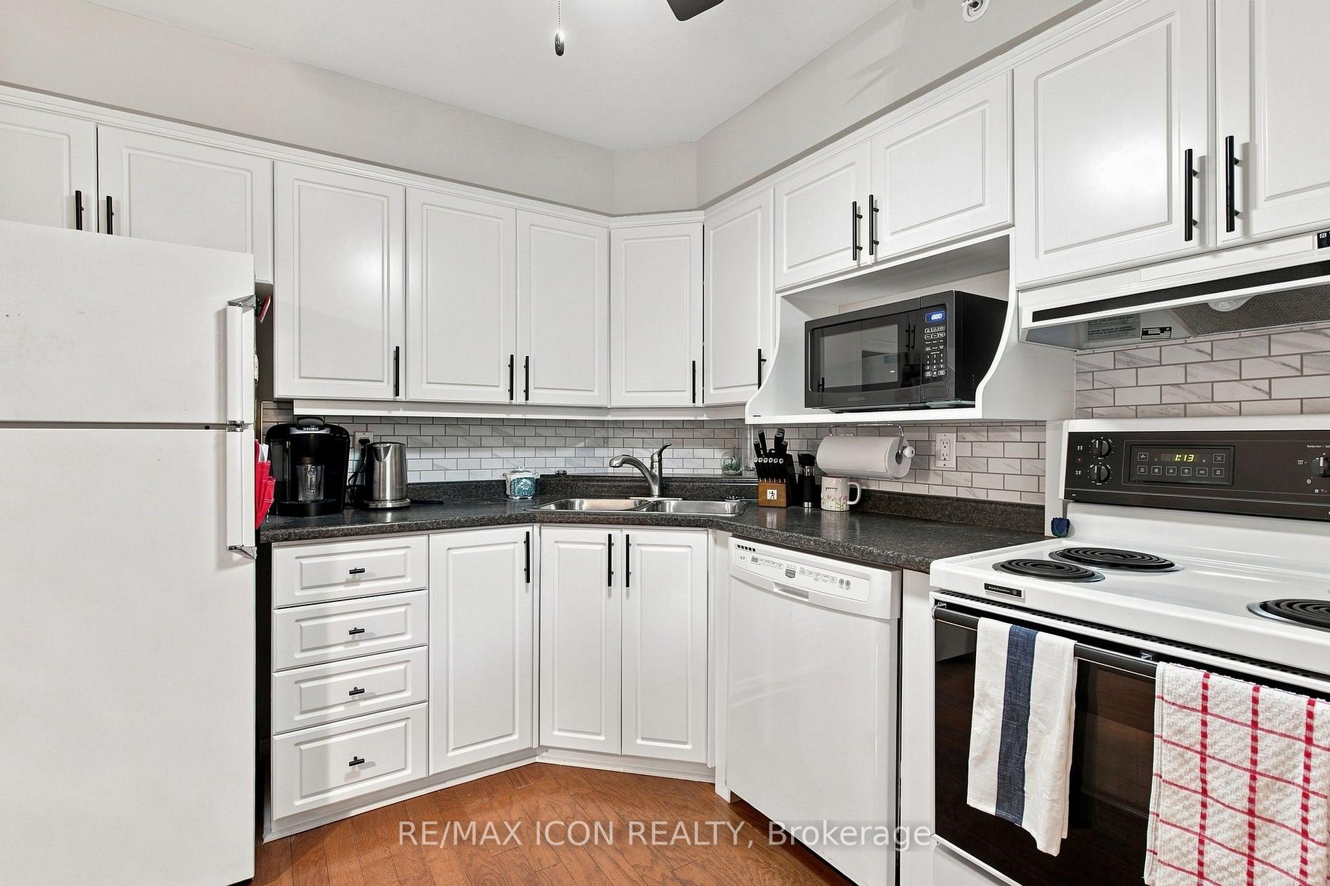 Photo 15 of Unit 327, 511 Gainsborough Road, London, North F — HOMEH