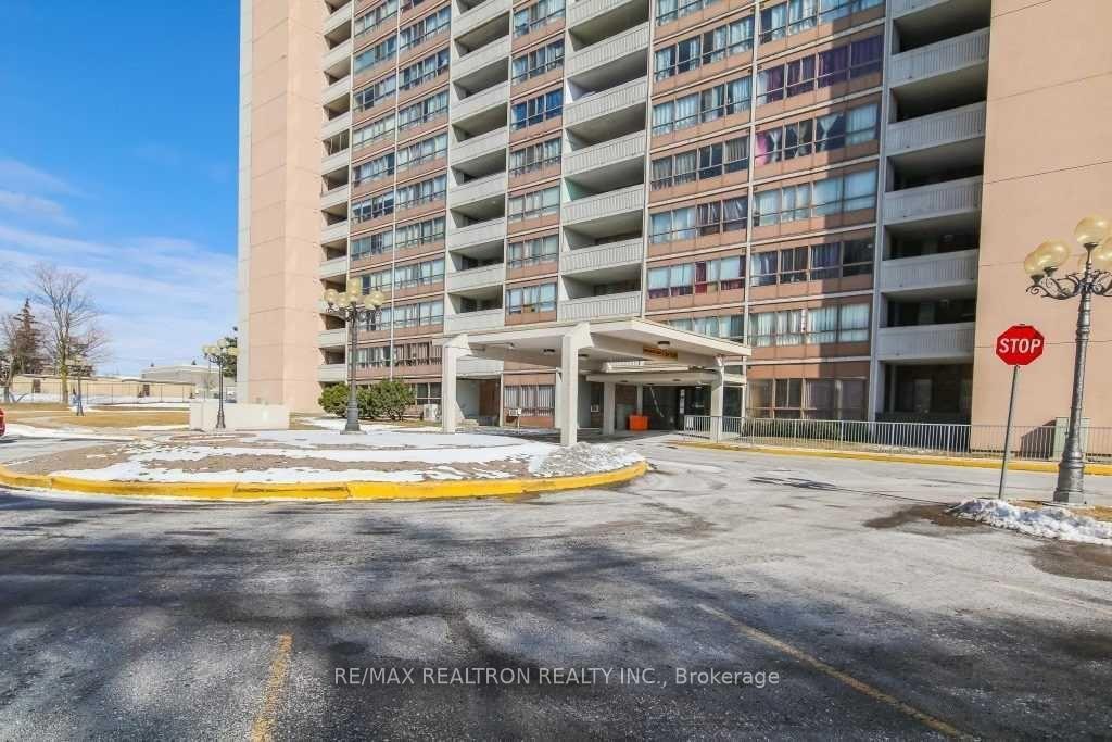 Photo of Unit 1901, 3380 Eglinton Avenue