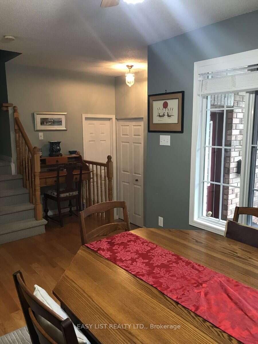 Photo 4 of 1480 Bonneville Crescent, Ottawa, Orleans/Sunridge — HOMEH