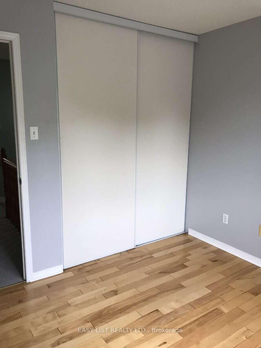 Photo 14 of 1480 Bonneville Crescent, Ottawa, Orleans/Sunridge — HOMEH