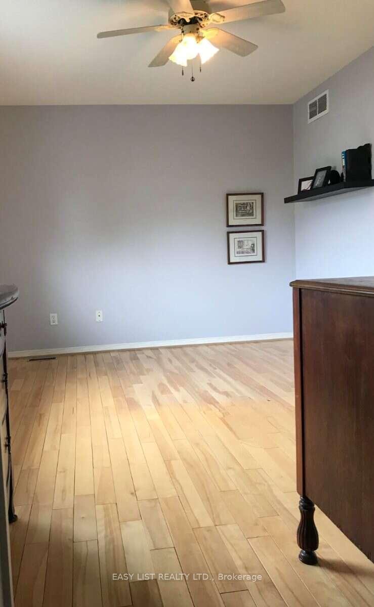Photo 18 of 1480 Bonneville Crescent, Ottawa, Orleans/Sunridge — HOMEH