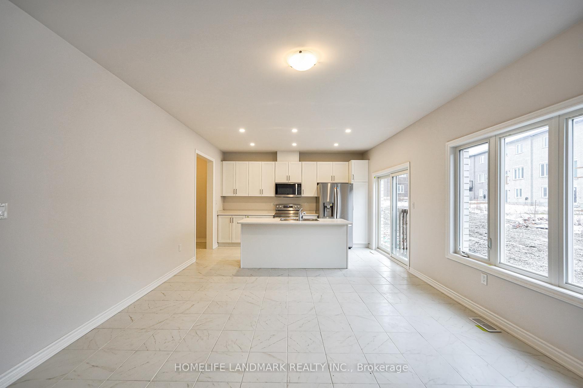 Photo 17 of 11 dawn blossom Drive, Georgina, Keswick South — HOMEH