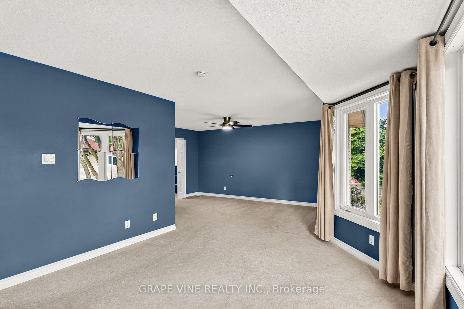 Photo 25 of 1715 Cara Crescent, Ottawa, Fallingbrook/Pineridge — HOMEH