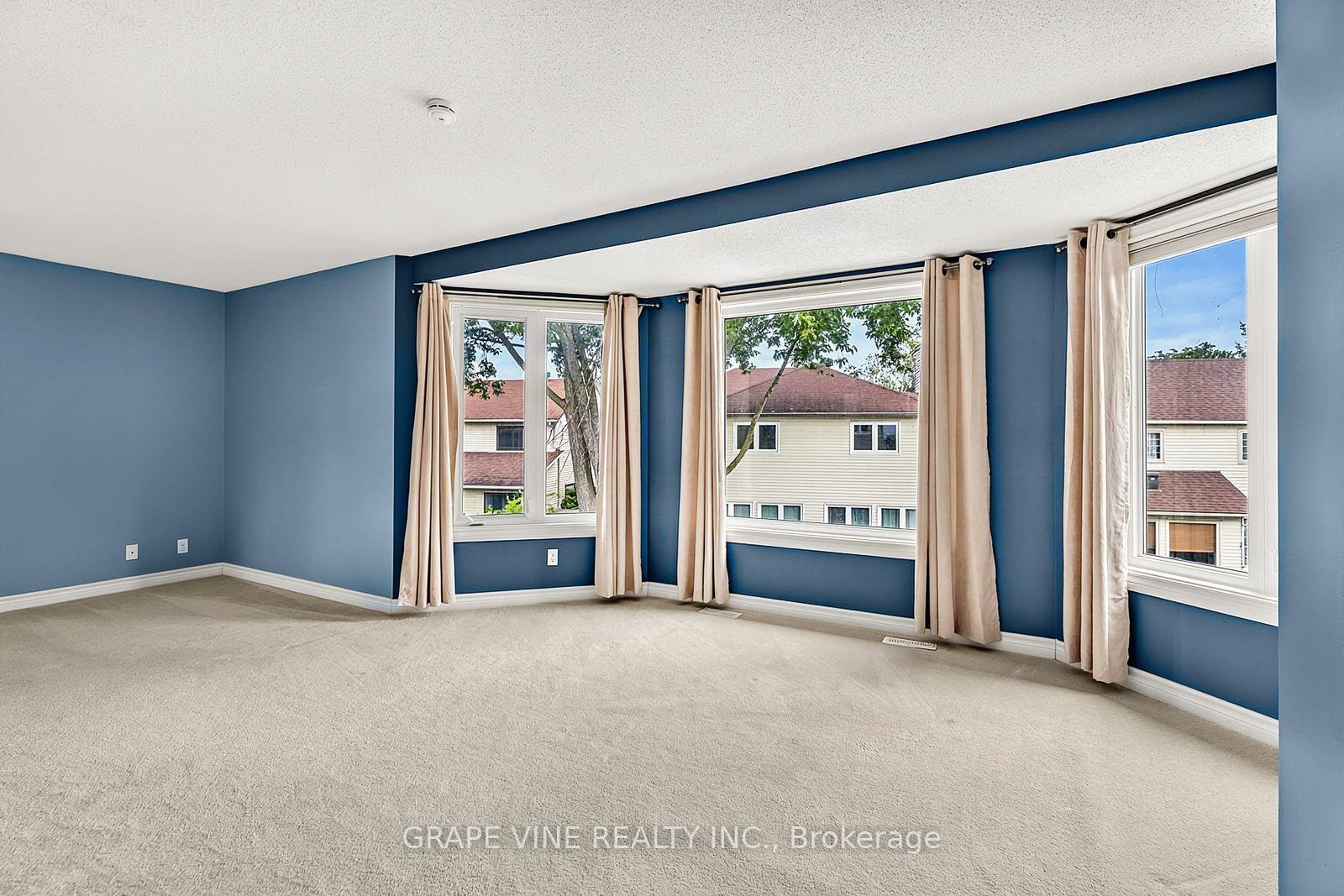 Photo 26 of 1715 Cara Crescent, Ottawa, Fallingbrook/Pineridge — HOMEH