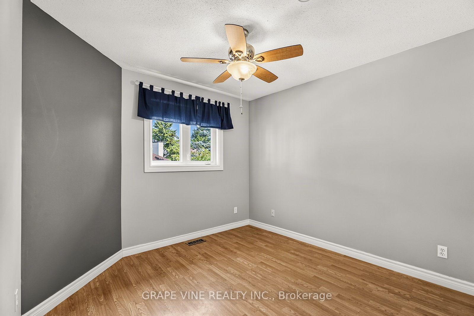 Photo 32 of 1715 Cara Crescent, Ottawa, Fallingbrook/Pineridge — HOMEH