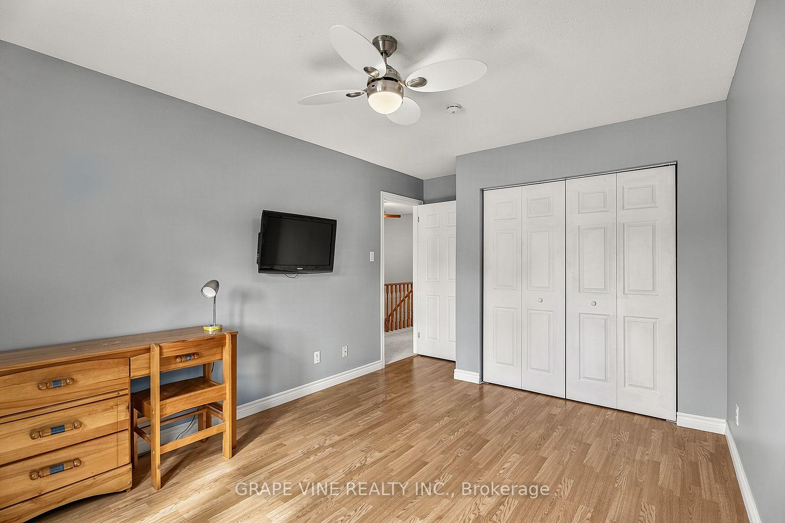 Photo 36 of 1715 Cara Crescent, Ottawa, Fallingbrook/Pineridge — HOMEH