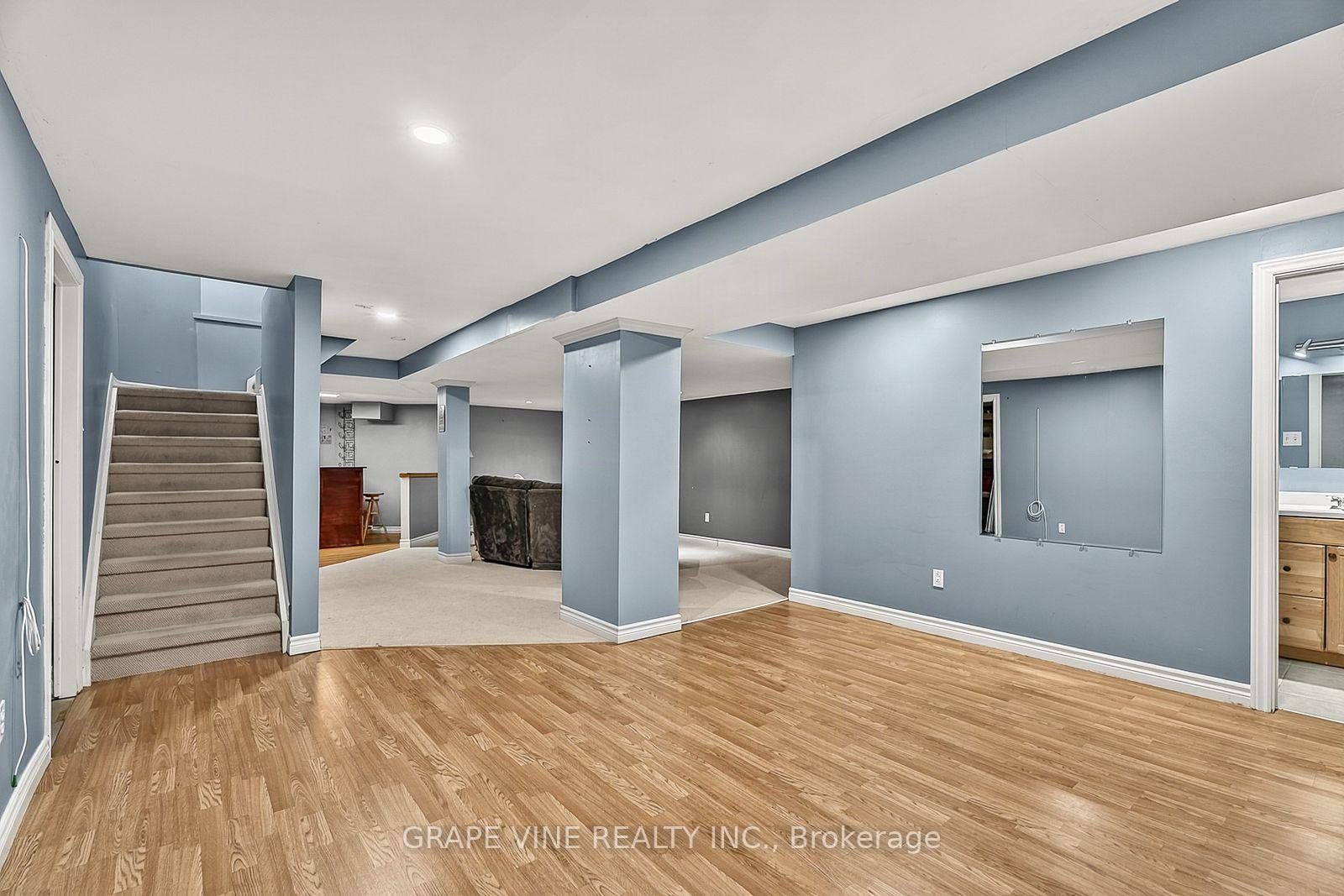 Photo 39 of 1715 Cara Crescent, Ottawa, Fallingbrook/Pineridge — HOMEH