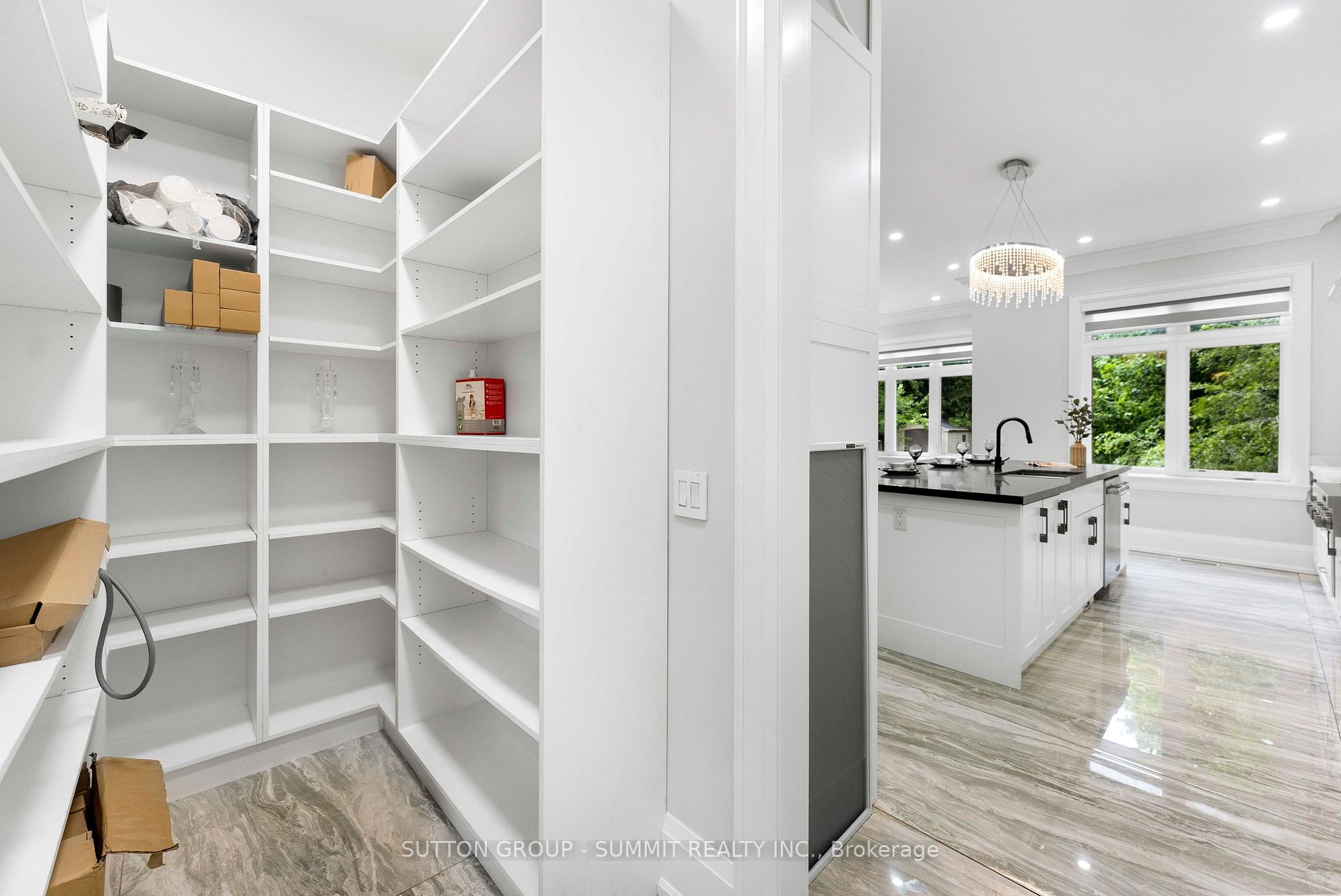 Photo 7 of 832 Sheppard Avenue, Pickering, Woodlands — HOMEH