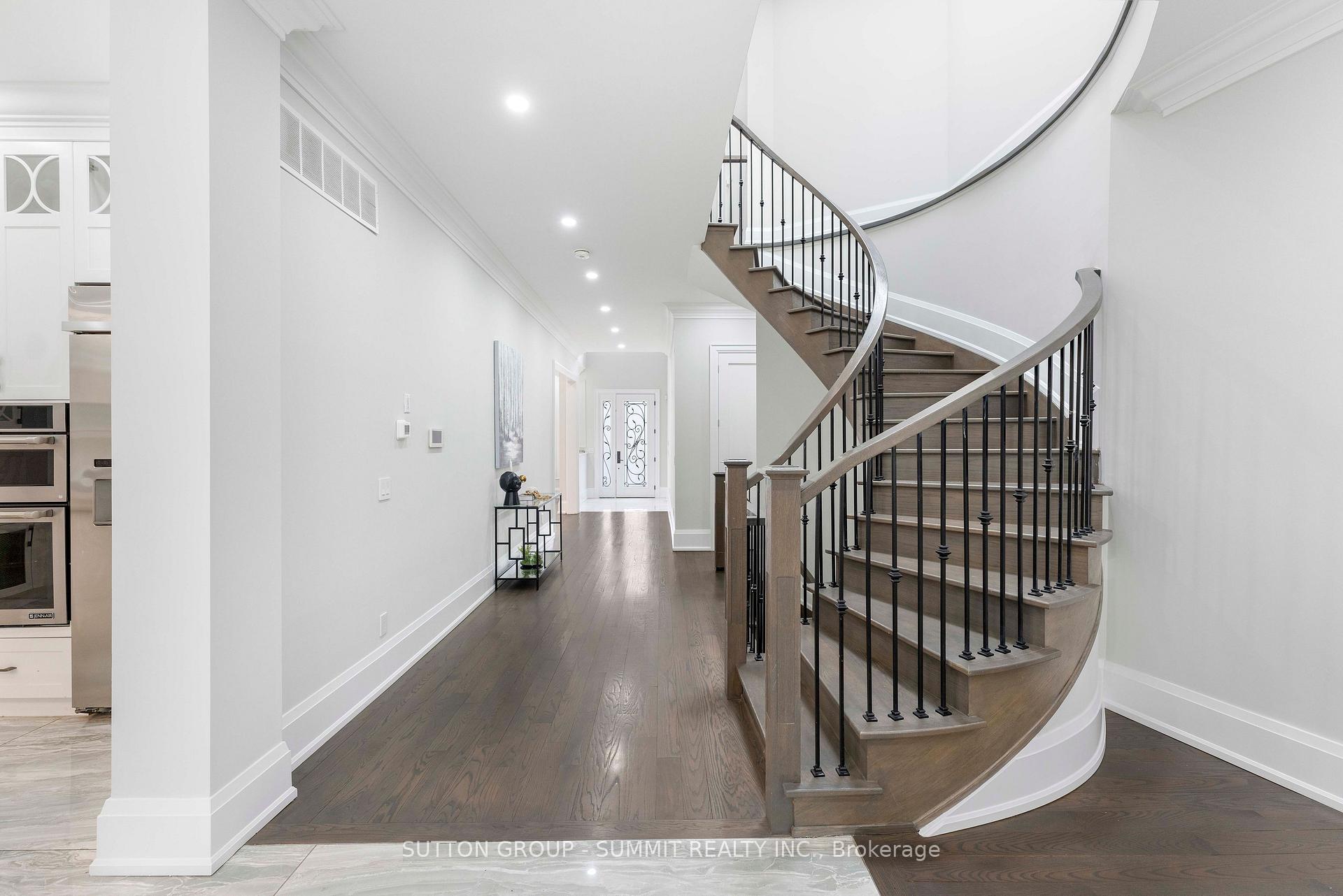 Photo 15 of 832 Sheppard Avenue, Pickering, Woodlands — HOMEH