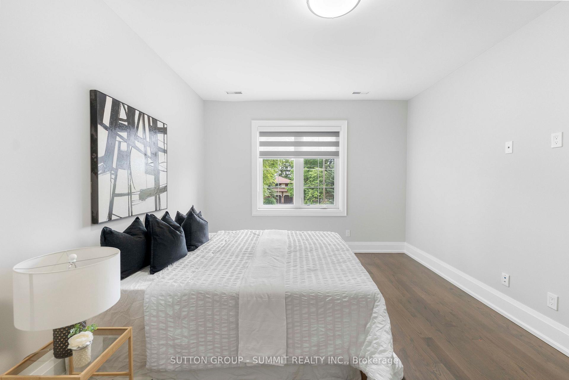 Photo 33 of 832 Sheppard Avenue, Pickering, Woodlands — HOMEH