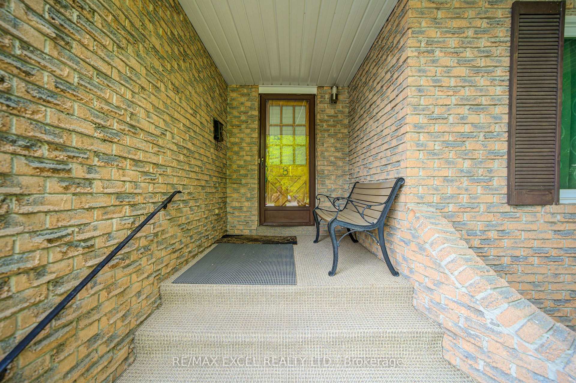 Photo 3 of 81 Amanda Drive, Scarborough, Agincourt North — HOMEH
