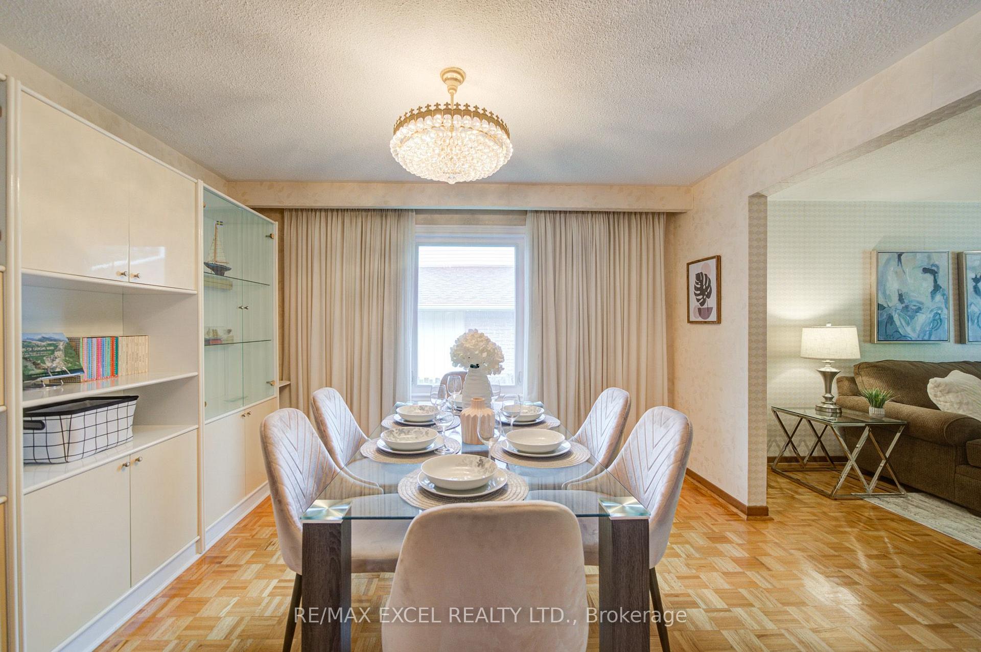 Photo 12 of 81 Amanda Drive, Scarborough, Agincourt North — HOMEH