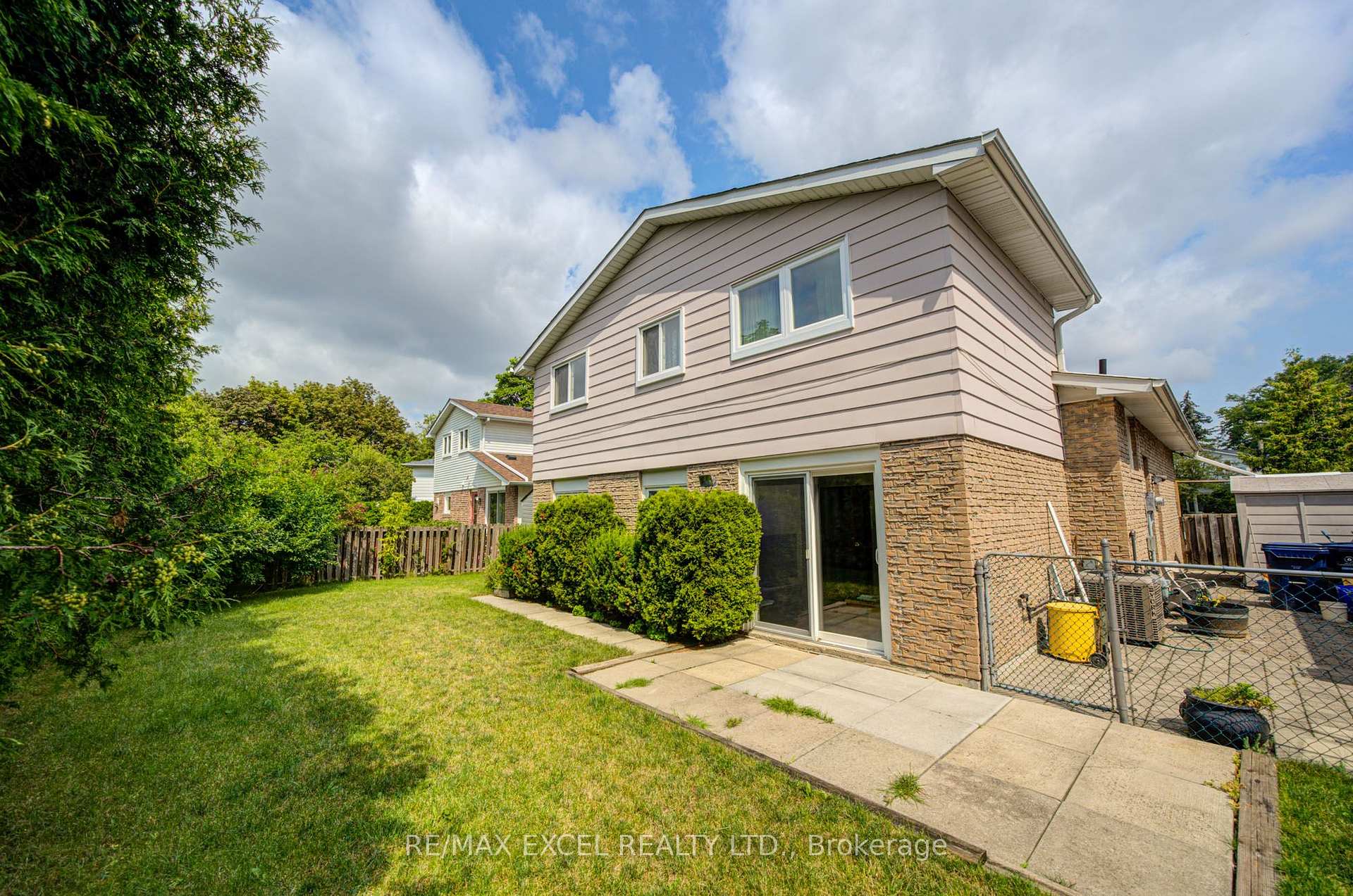 Photo 46 of 81 Amanda Drive, Scarborough, Agincourt North — HOMEH