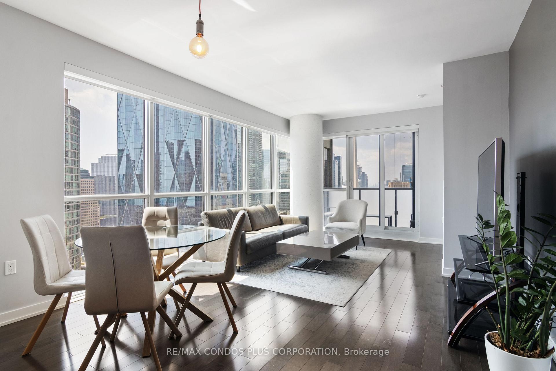 Photo 16 of Unit 2702, 1 The Esplanade, Toronto, Waterfront Communities — HOMEH