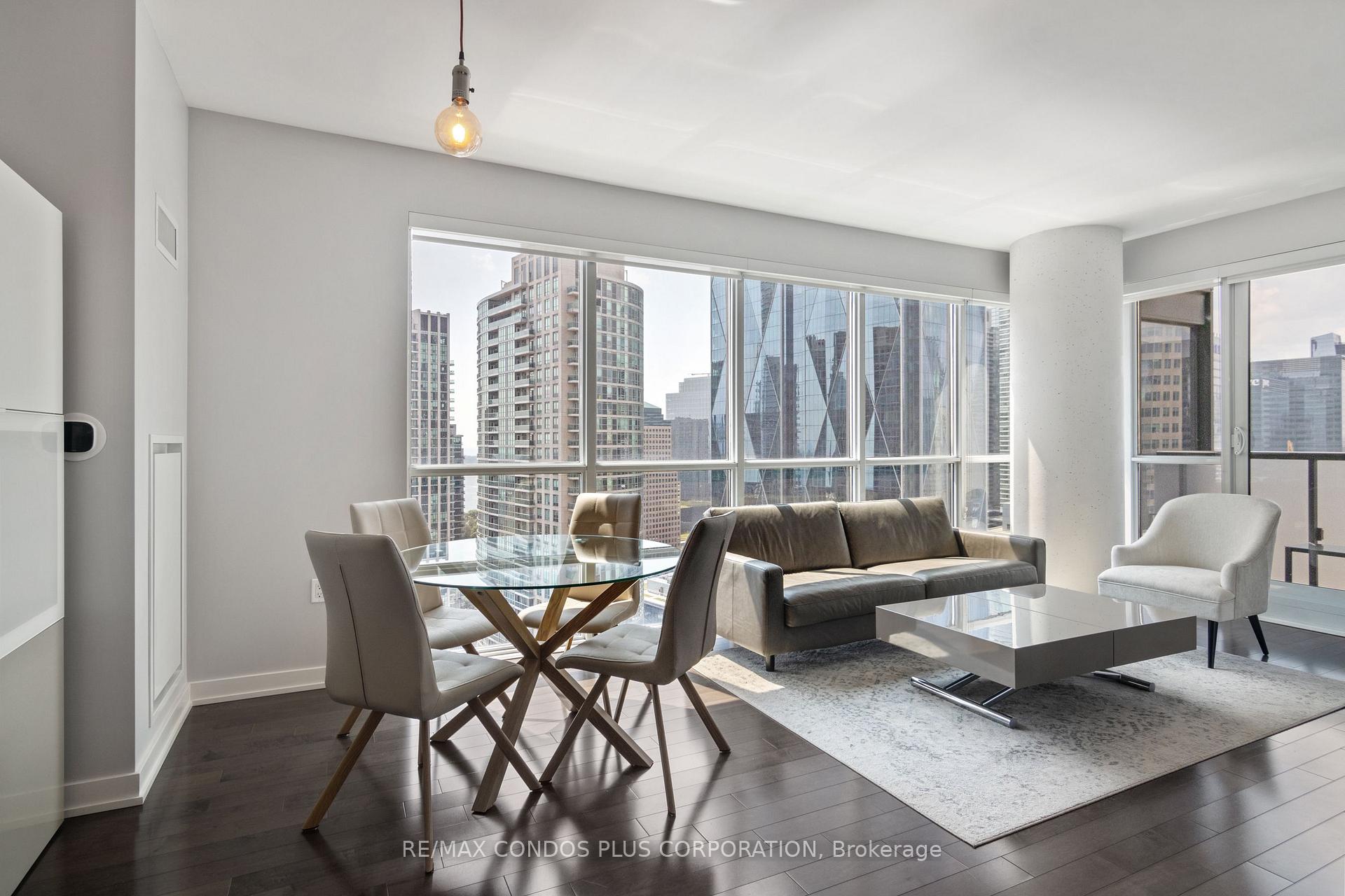 Photo 17 of Unit 2702, 1 The Esplanade, Toronto, Waterfront Communities — HOMEH