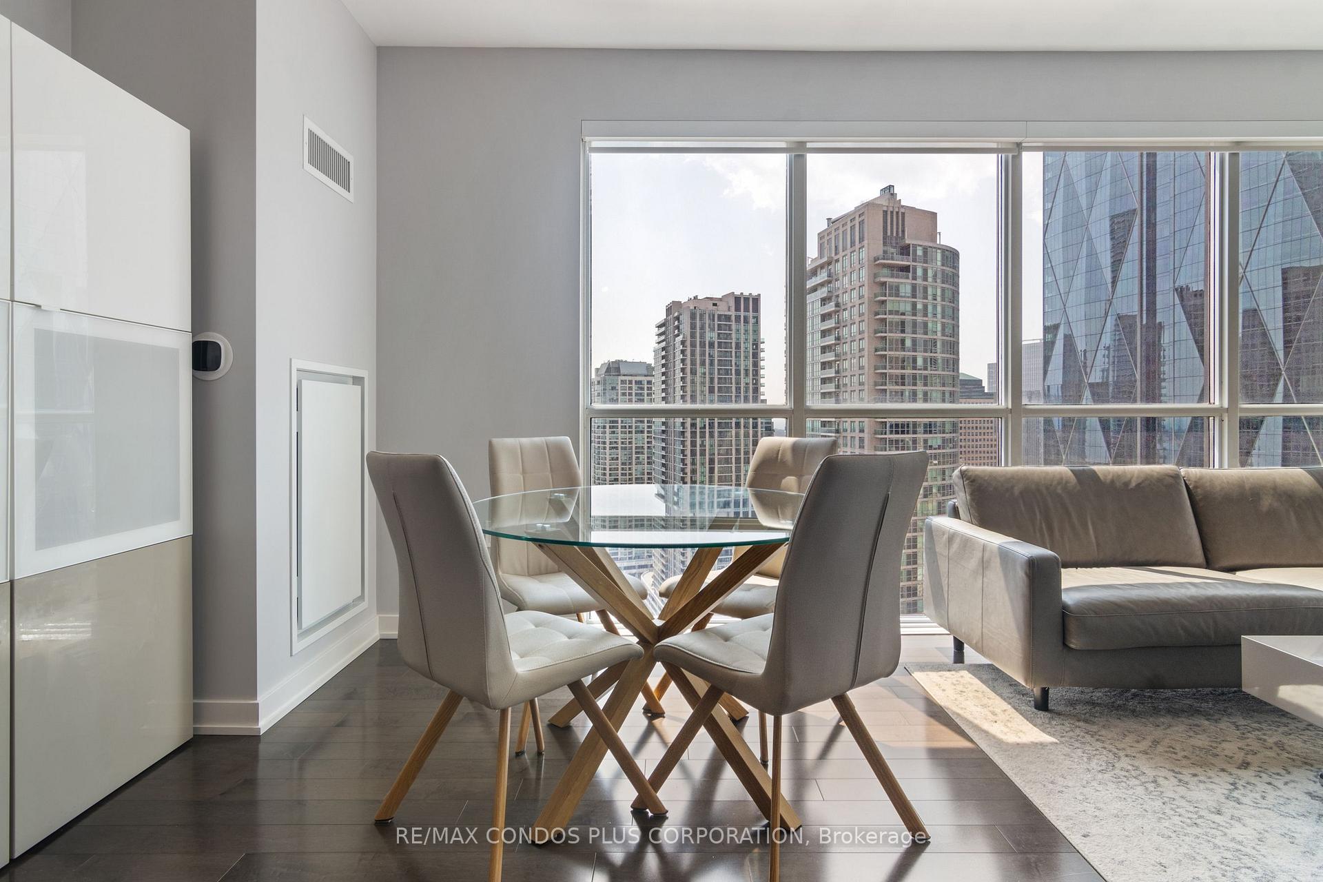 Photo 18 of Unit 2702, 1 The Esplanade, Toronto, Waterfront Communities — HOMEH
