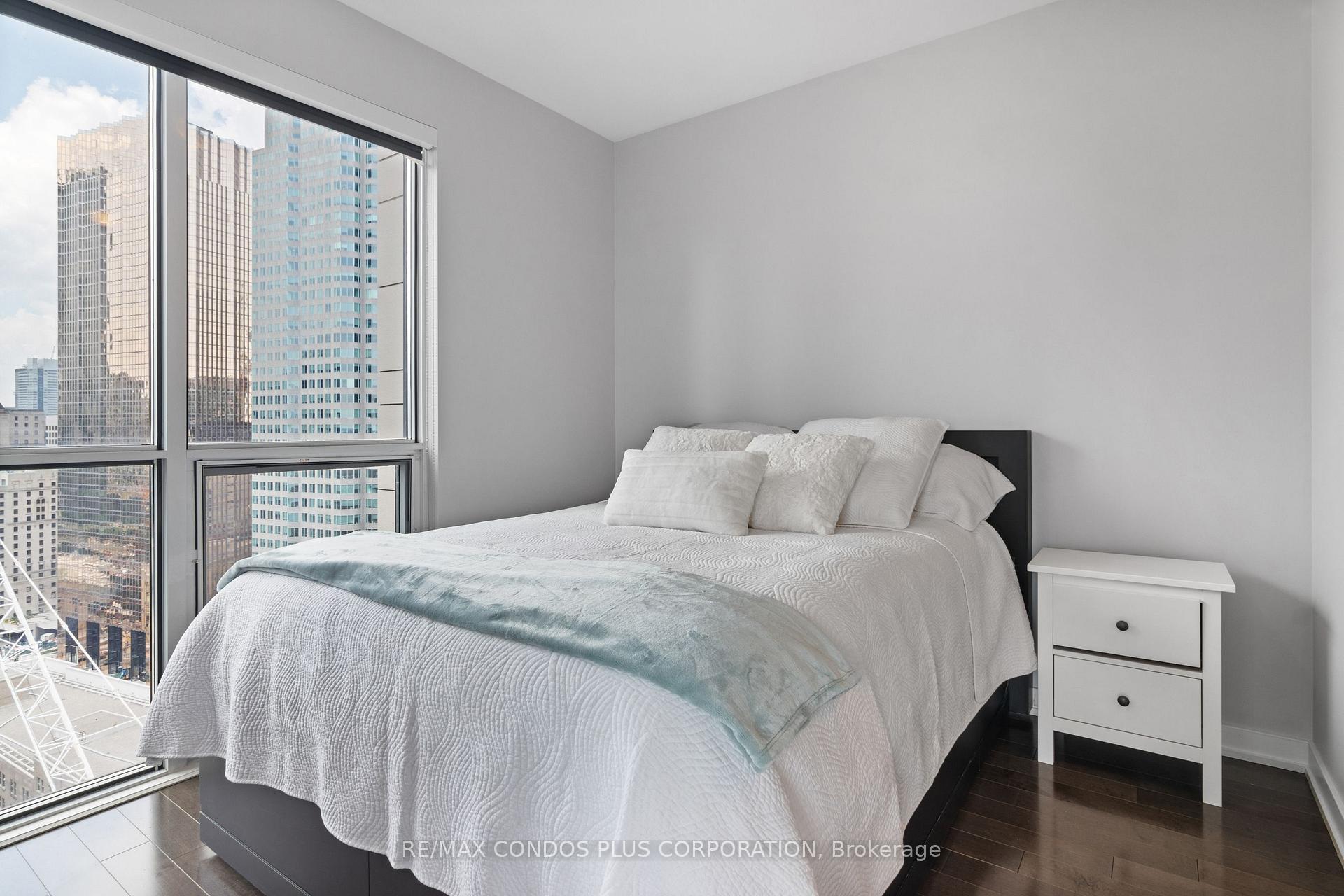 Photo 23 of Unit 2702, 1 The Esplanade, Toronto, Waterfront Communities — HOMEH