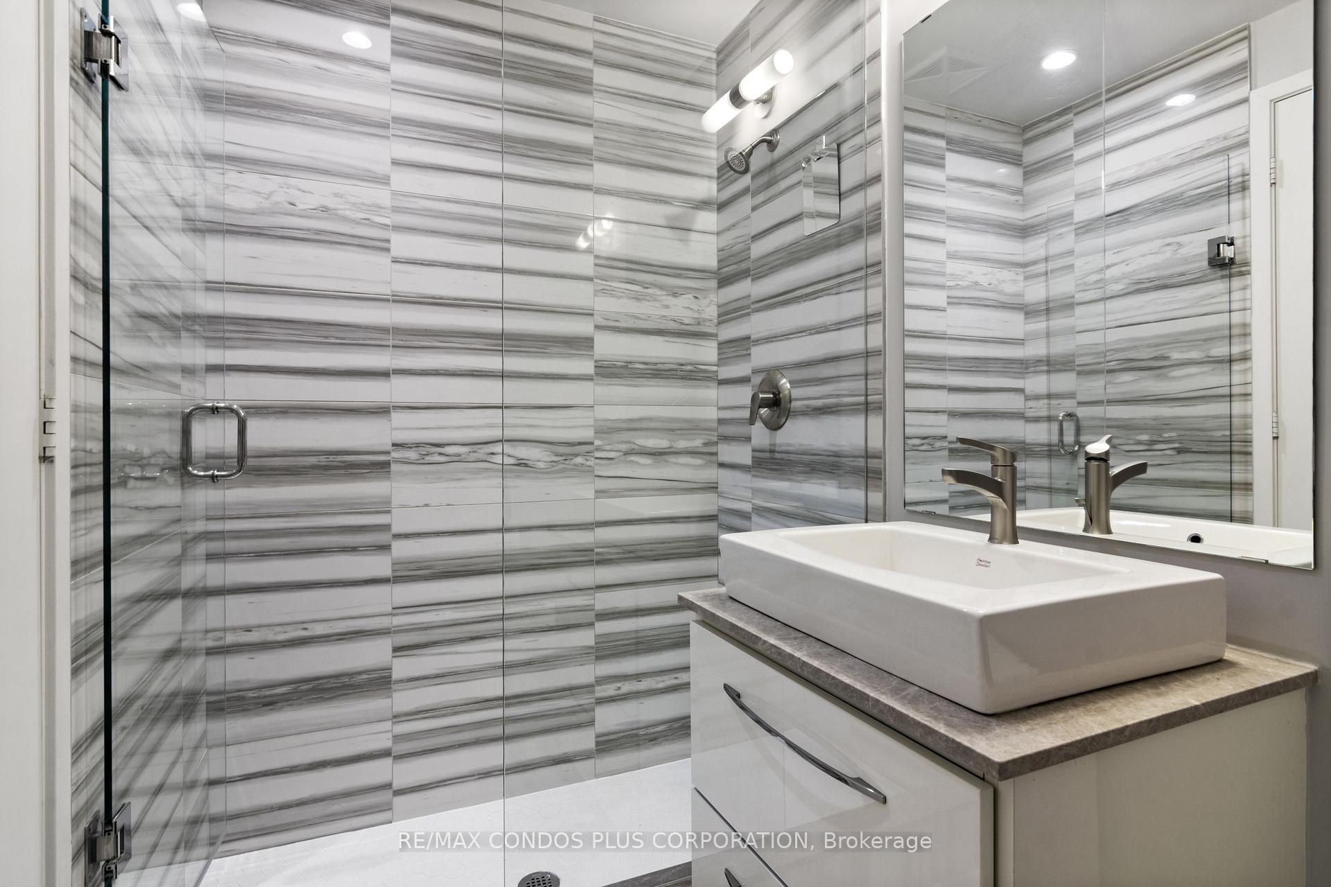 Photo 27 of Unit 2702, 1 The Esplanade, Toronto, Waterfront Communities — HOMEH
