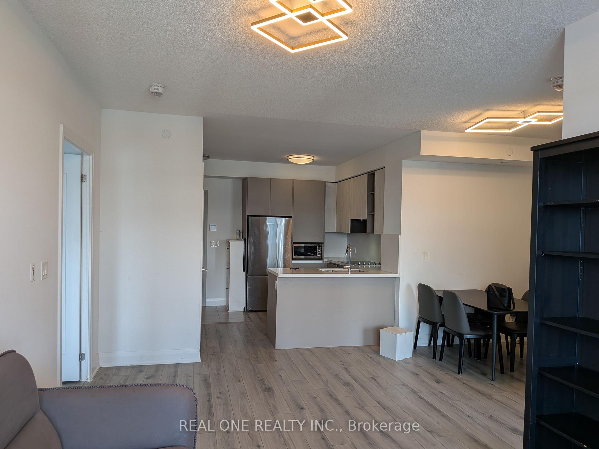 Photo 5 of Unit 1210, 398 Highway 7 E, Richmond Hill, Doncrest — HOMEH