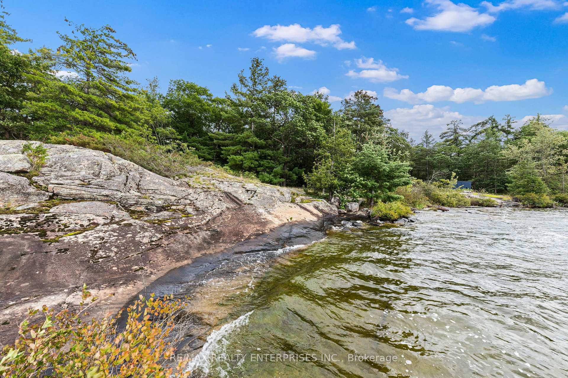 Photo 17 of 235 Art's Lane, Georgian Bay, Baxter — HOMEH