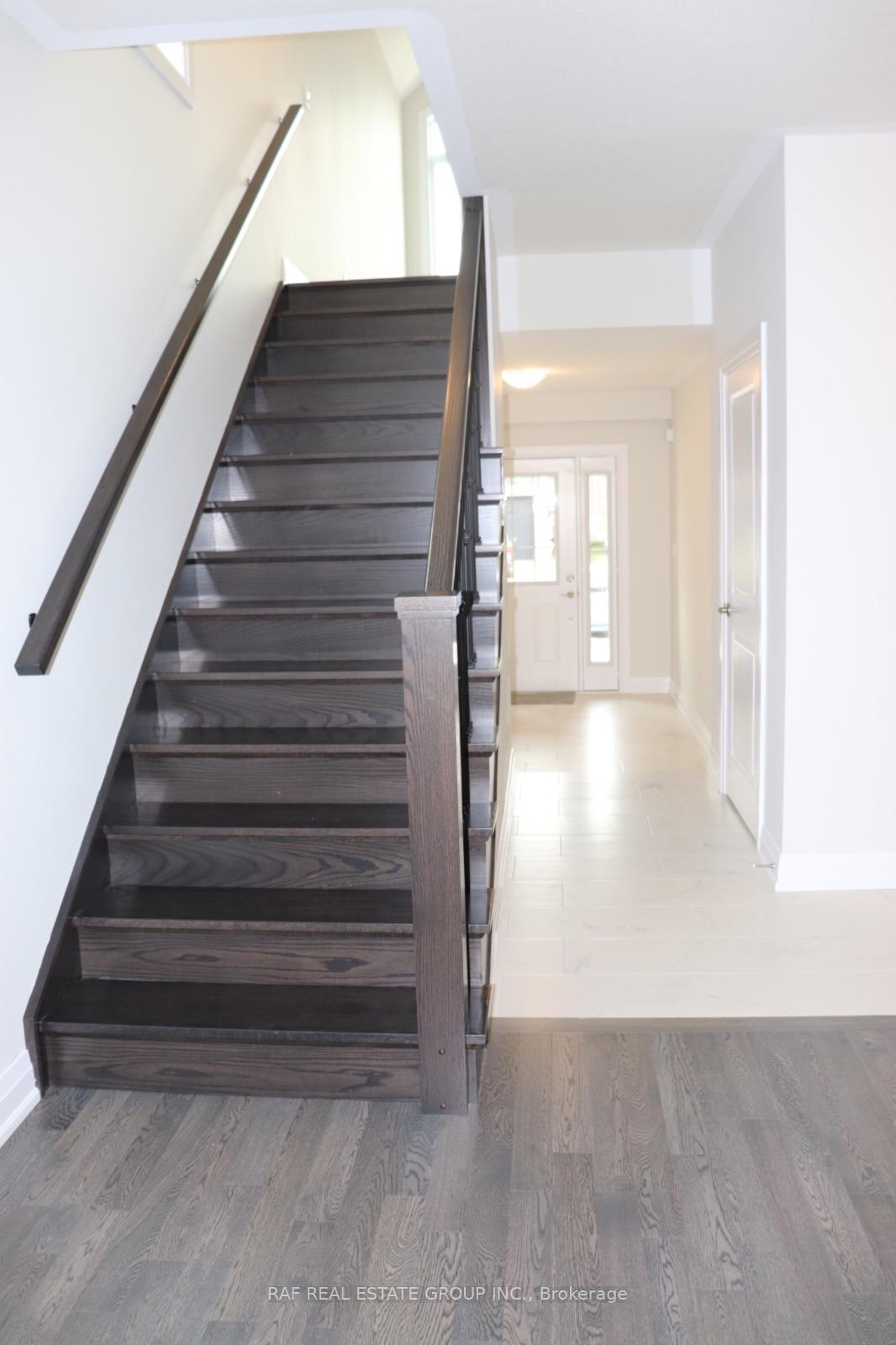 Photo 22 of 18 Jacob Detweiller Drive, Kitchener, Doon South — HOMEH
