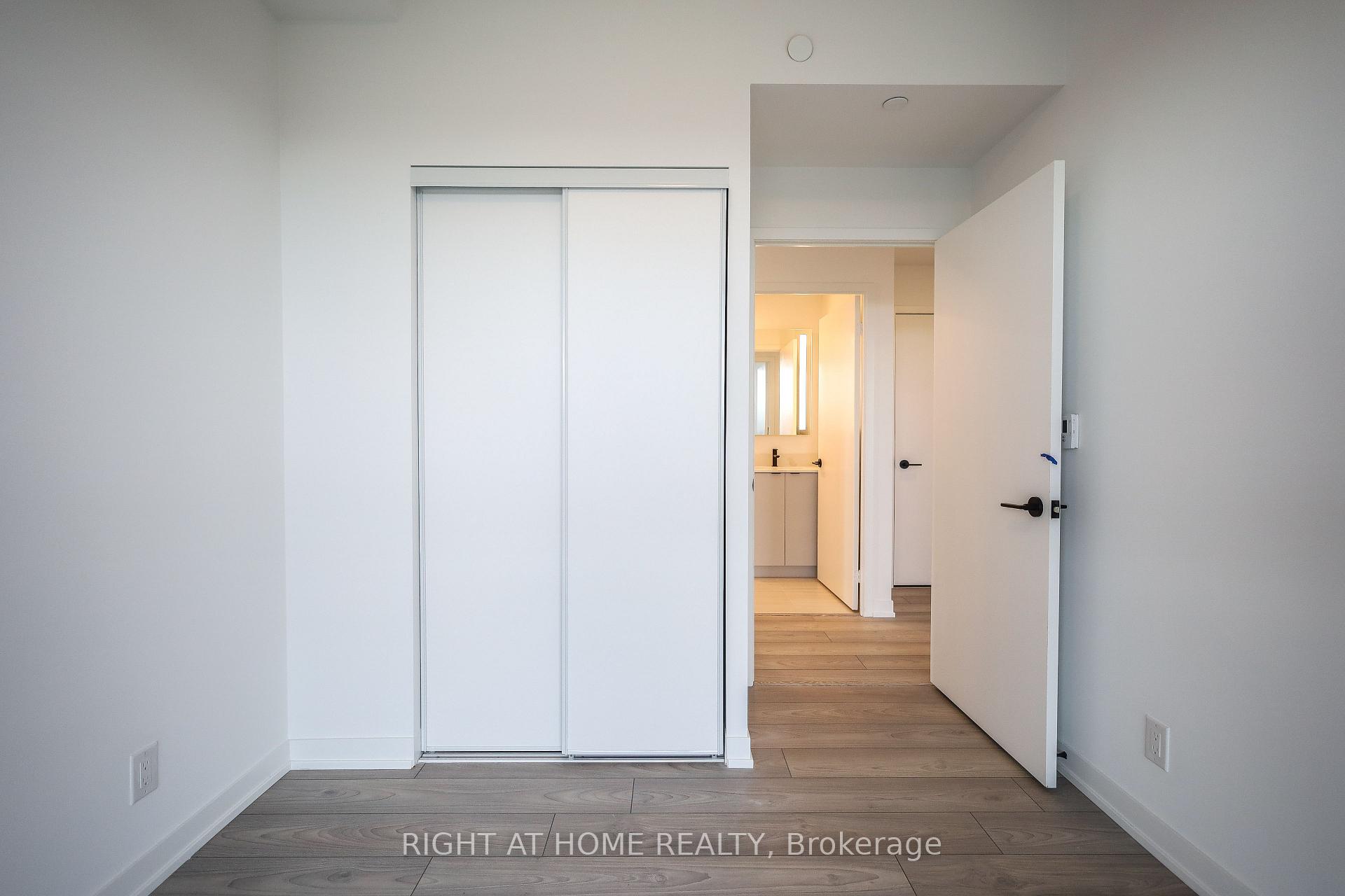 Photo 11 of Unit 1602, 285 Dufferin Street, Toronto, South Parkdale — HOMEH