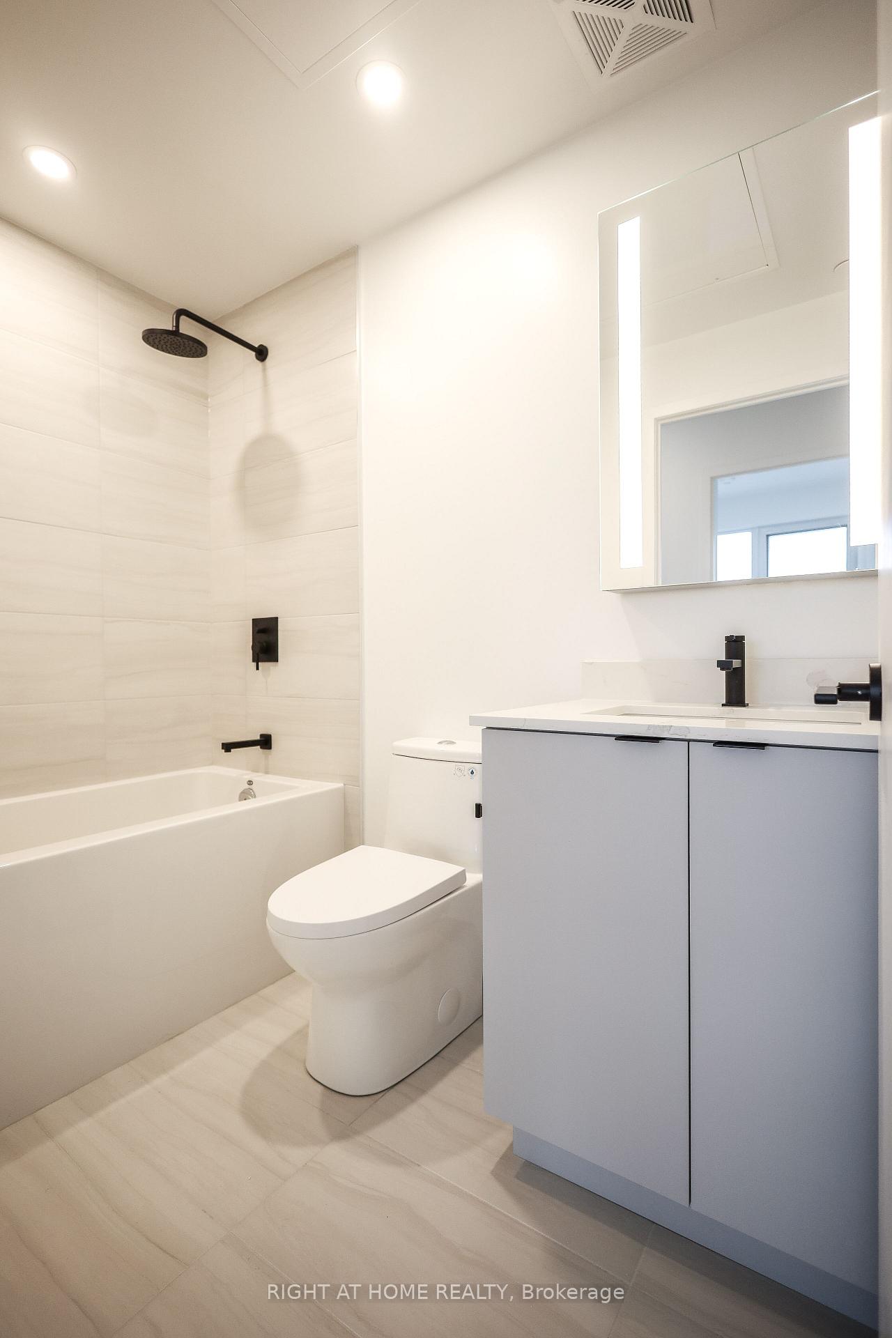 Photo 15 of Unit 1602, 285 Dufferin Street, Toronto, South Parkdale — HOMEH