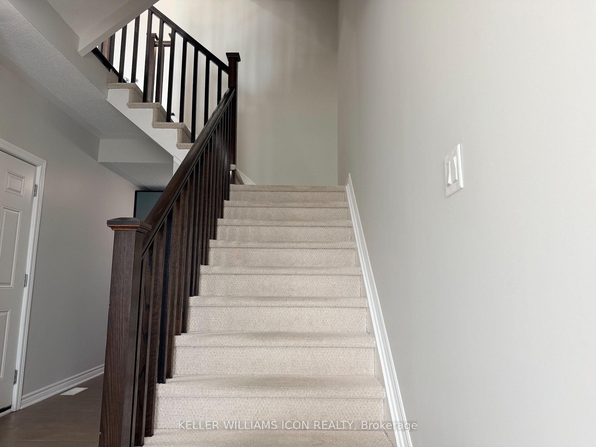 Photo 5 of 224 Chaperal Private, Ottawa, Avalon West — HOMEH