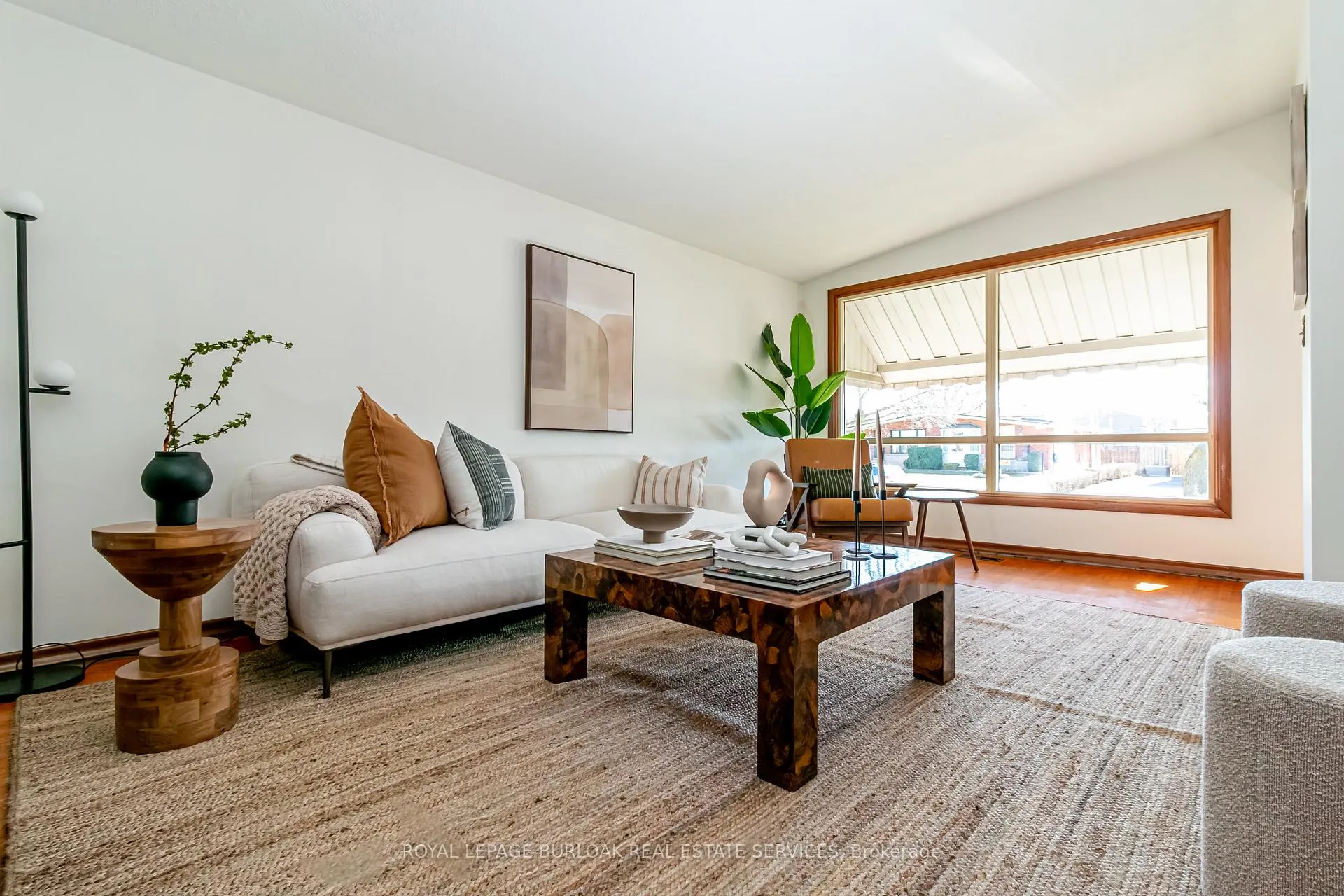 Photo 6 of 37 Bobolink Road, Hamilton, Bruleville — HOMEH