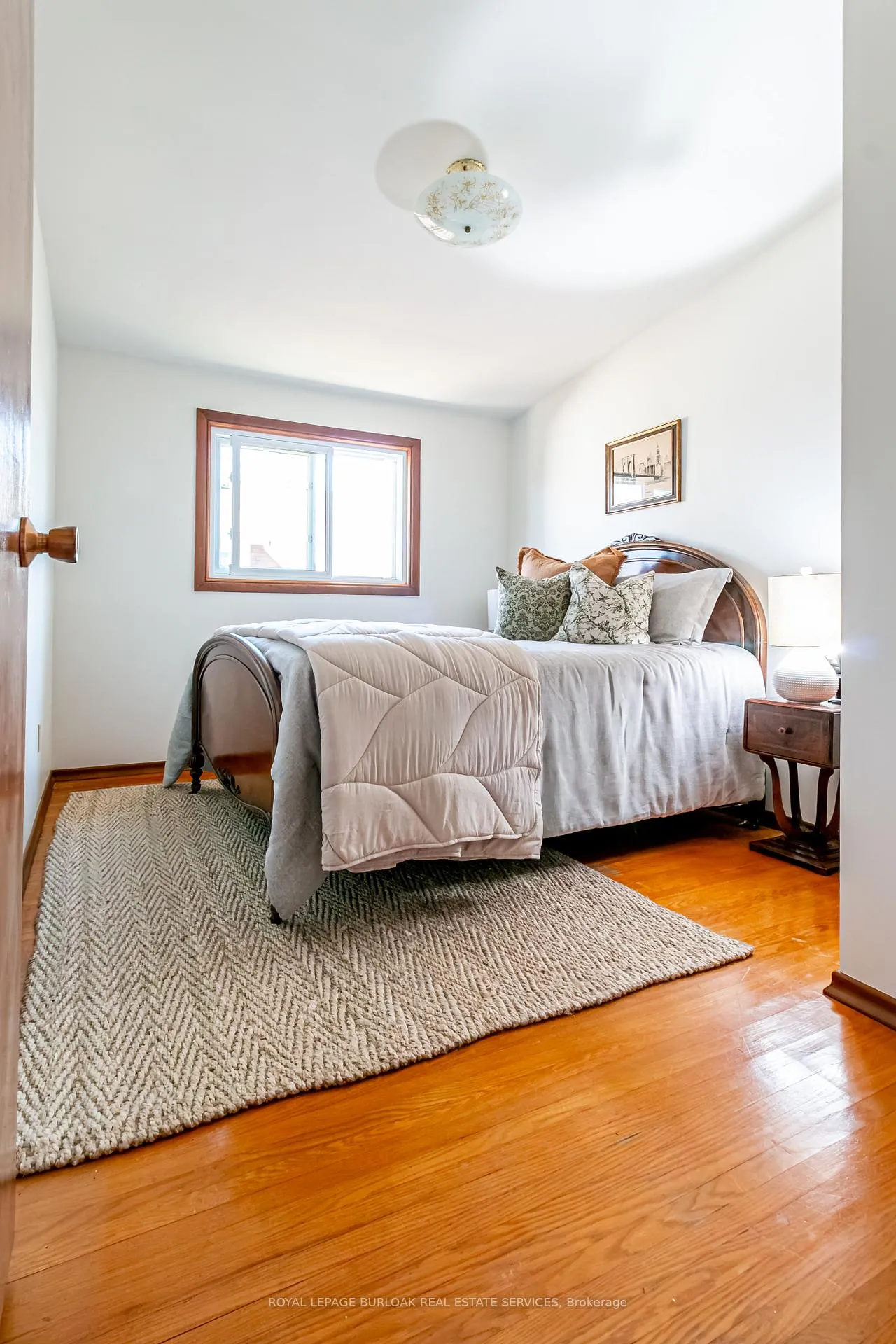 Photo 20 of 37 Bobolink Road, Hamilton, Bruleville — HOMEH
