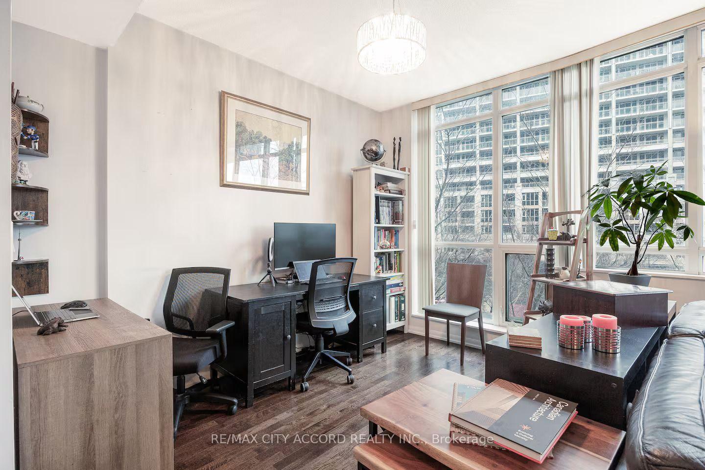 Photo 17 of Unit 378, 209 Fort York Boulevard, Toronto, Niagara — HOMEH